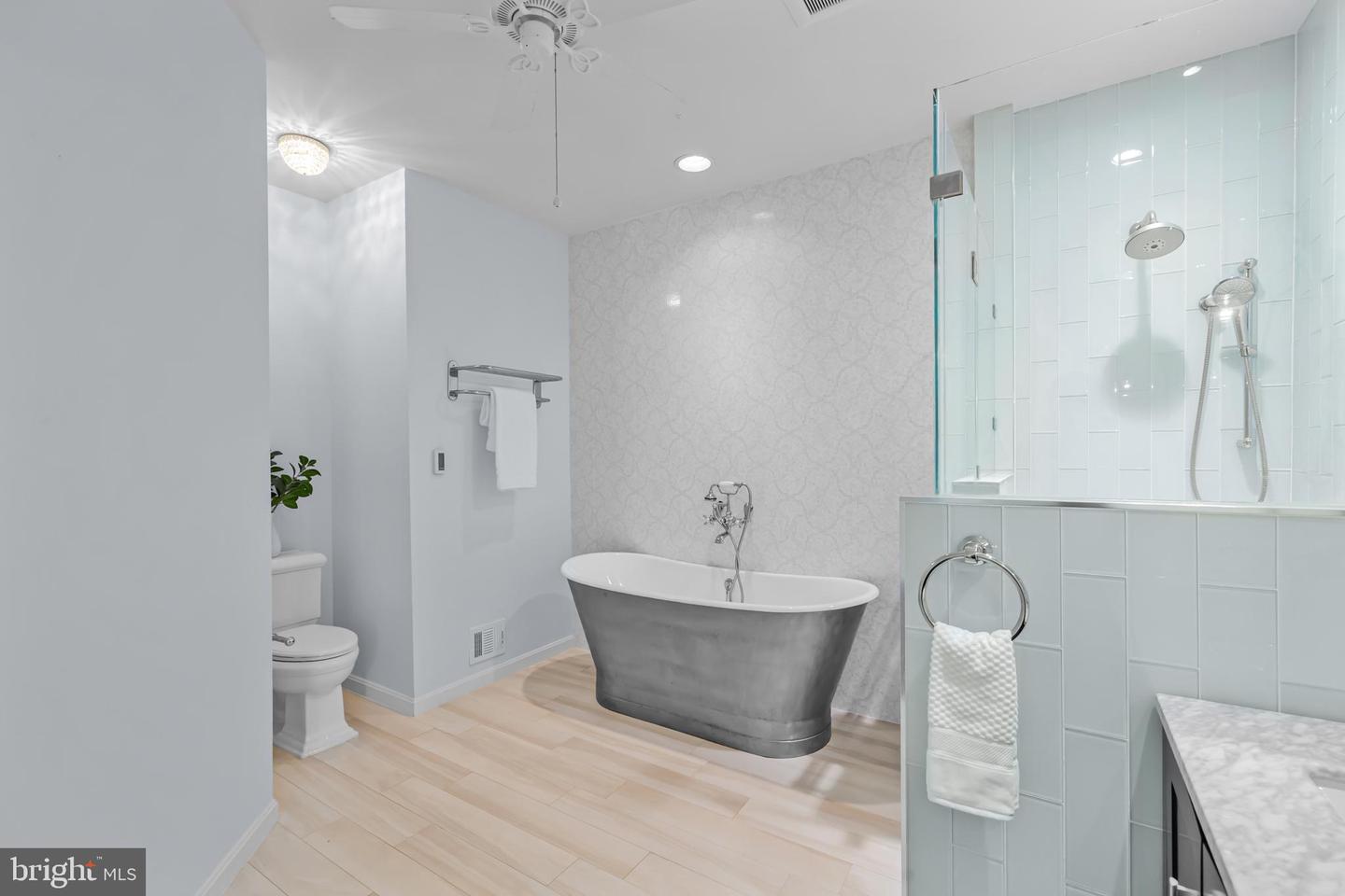 20366 CLOVER FIELD TER, STERLING, Virginia 20165, 4 Bedrooms Bedrooms, ,2 BathroomsBathrooms,Residential,For sale,20366 CLOVER FIELD TER,VALO2110134 MLS # VALO2110134