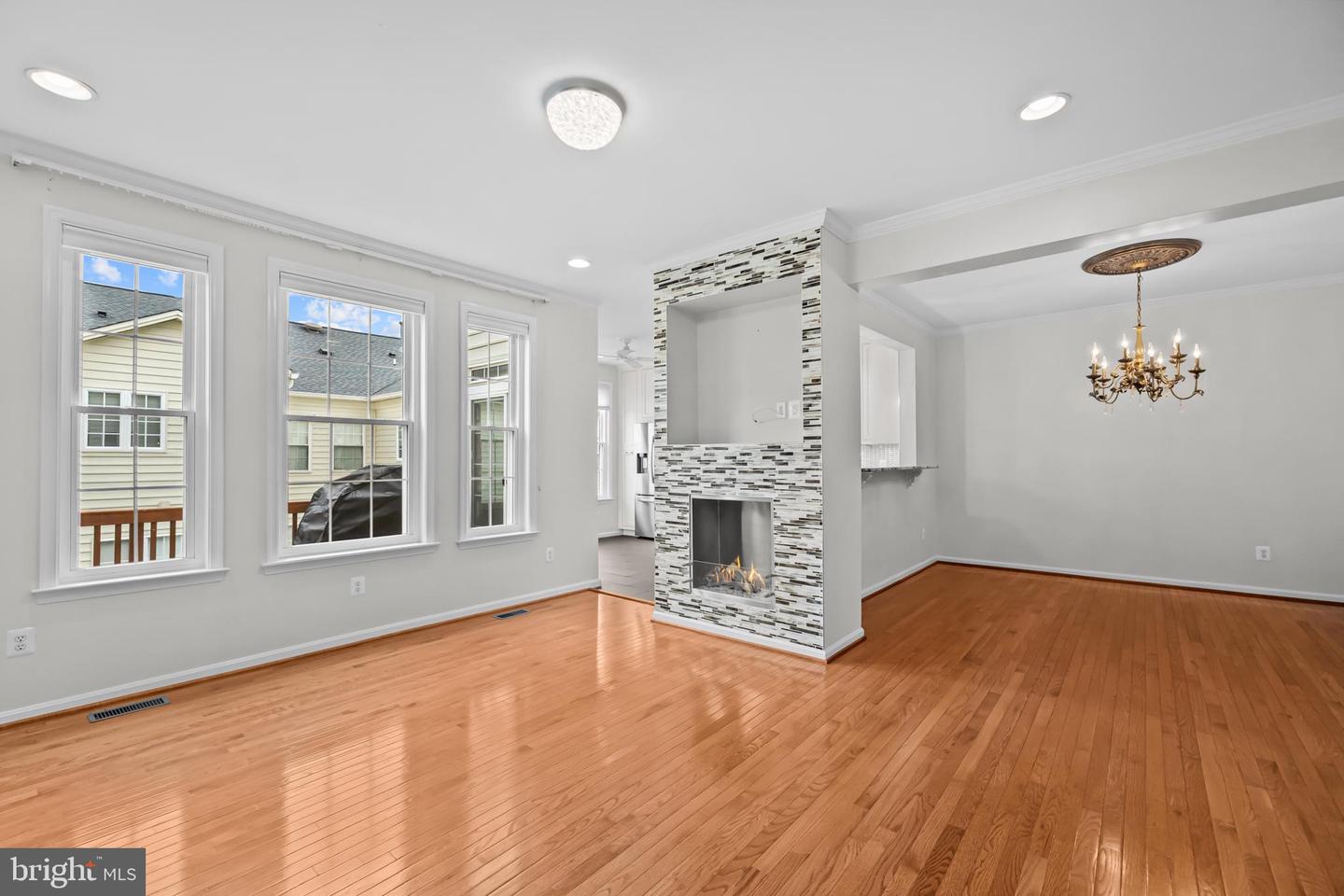 20366 CLOVER FIELD TER, STERLING, Virginia 20165, 4 Bedrooms Bedrooms, ,2 BathroomsBathrooms,Residential,For sale,20366 CLOVER FIELD TER,VALO2110134 MLS # VALO2110134