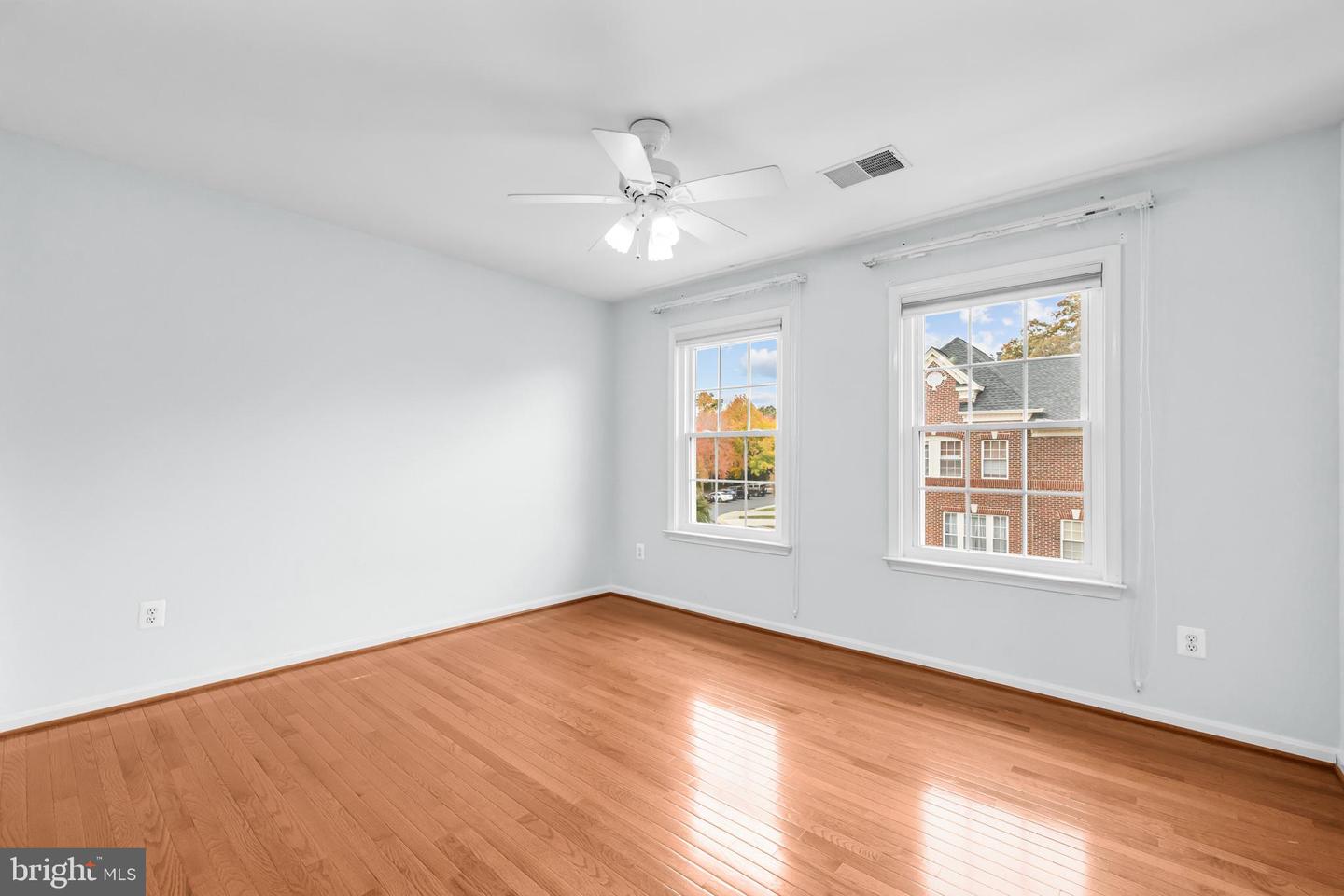 20366 CLOVER FIELD TER, STERLING, Virginia 20165, 4 Bedrooms Bedrooms, ,2 BathroomsBathrooms,Residential,For sale,20366 CLOVER FIELD TER,VALO2110134 MLS # VALO2110134