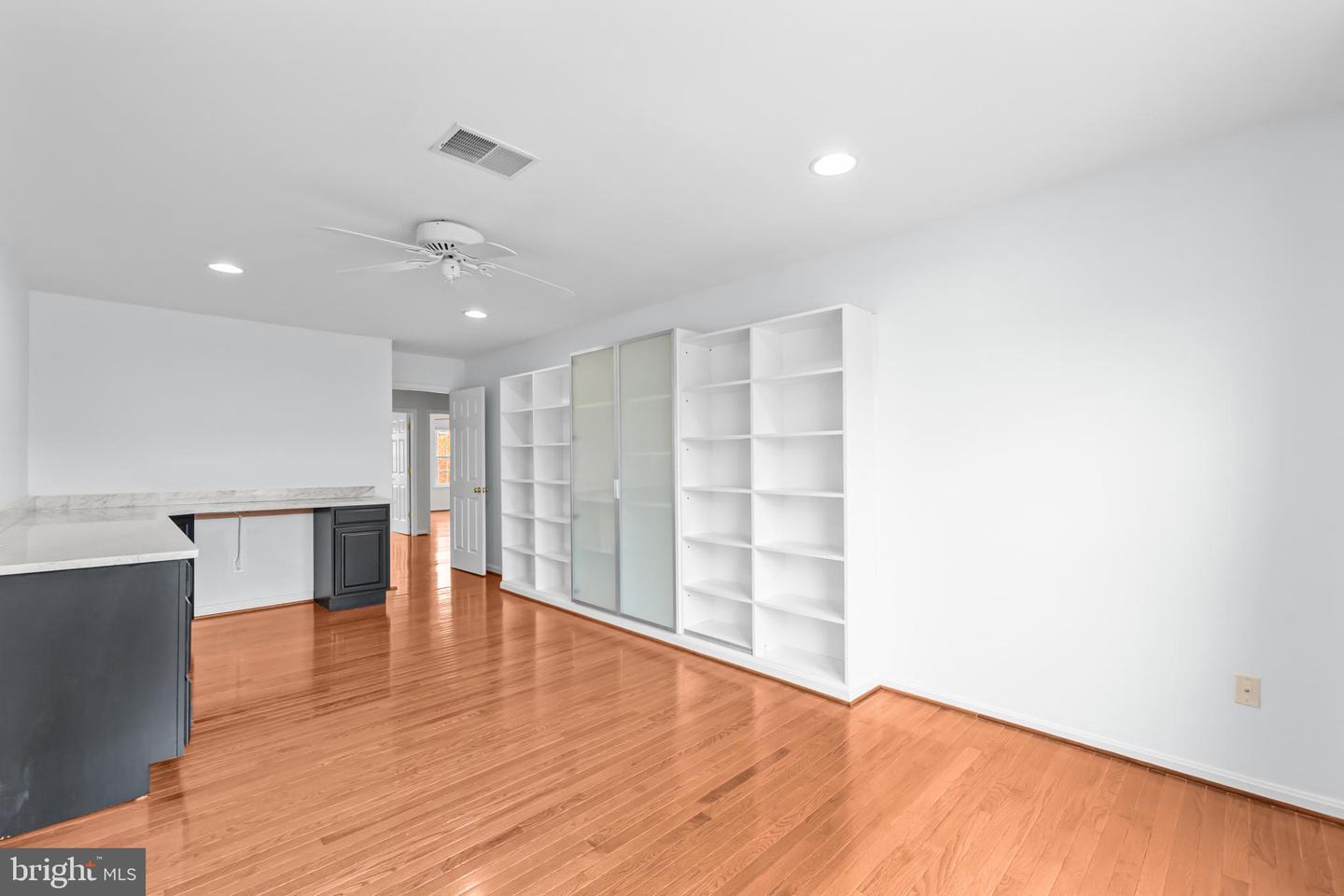 20366 CLOVER FIELD TER, STERLING, Virginia 20165, 4 Bedrooms Bedrooms, ,2 BathroomsBathrooms,Residential,For sale,20366 CLOVER FIELD TER,VALO2110134 MLS # VALO2110134