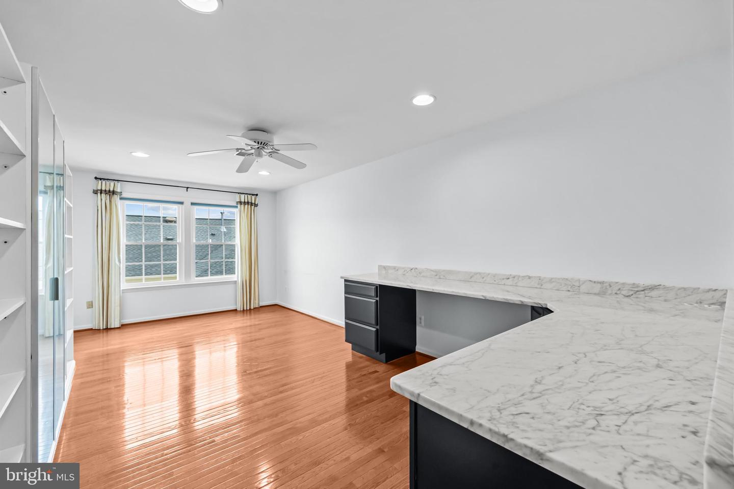 20366 CLOVER FIELD TER, STERLING, Virginia 20165, 4 Bedrooms Bedrooms, ,2 BathroomsBathrooms,Residential,For sale,20366 CLOVER FIELD TER,VALO2110134 MLS # VALO2110134