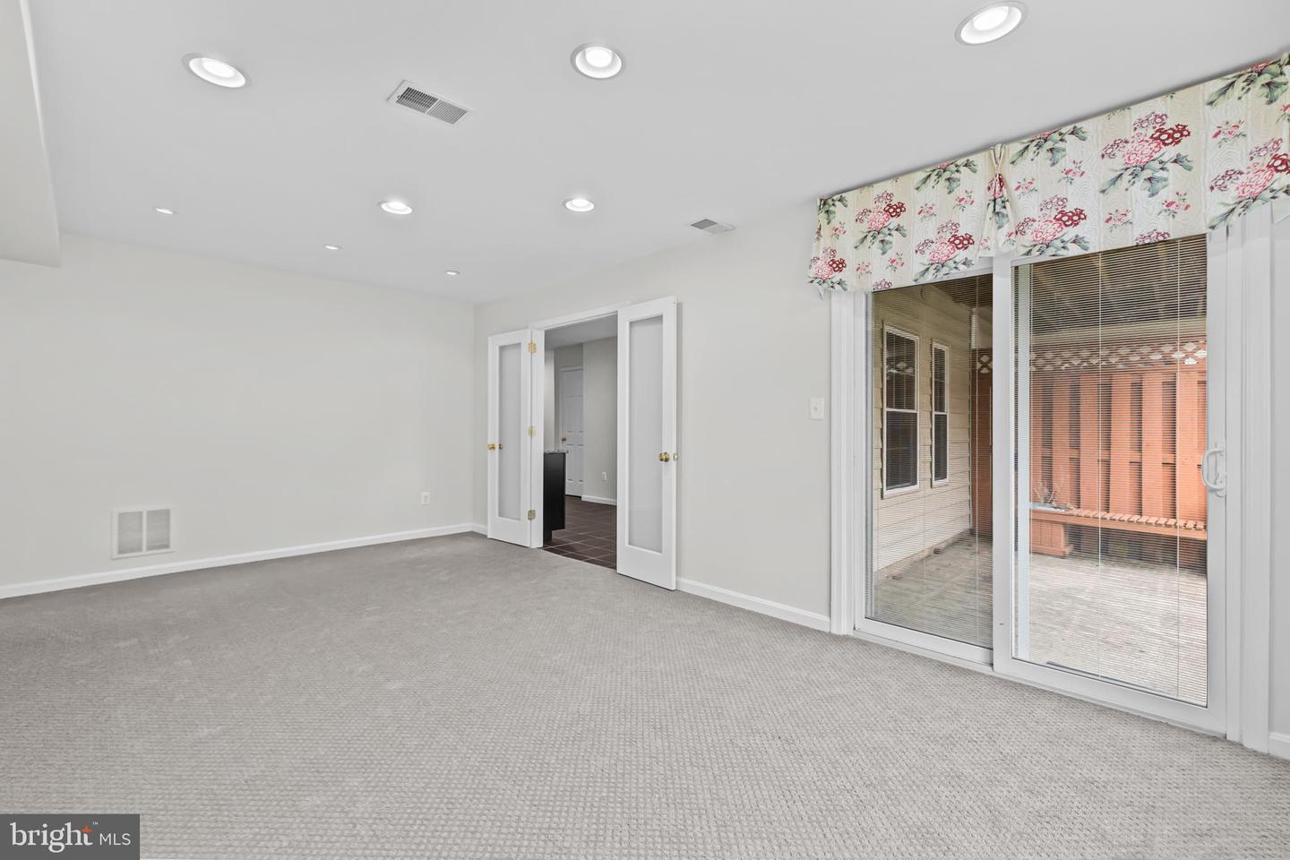 20366 CLOVER FIELD TER, STERLING, Virginia 20165, 4 Bedrooms Bedrooms, ,2 BathroomsBathrooms,Residential,For sale,20366 CLOVER FIELD TER,VALO2110134 MLS # VALO2110134