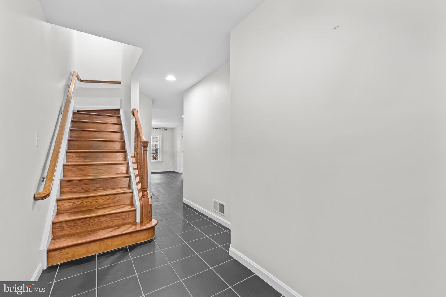 20366 CLOVER FIELD TER, STERLING, Virginia 20165, 4 Bedrooms Bedrooms, ,2 BathroomsBathrooms,Residential,For sale,20366 CLOVER FIELD TER,VALO2110134 MLS # VALO2110134