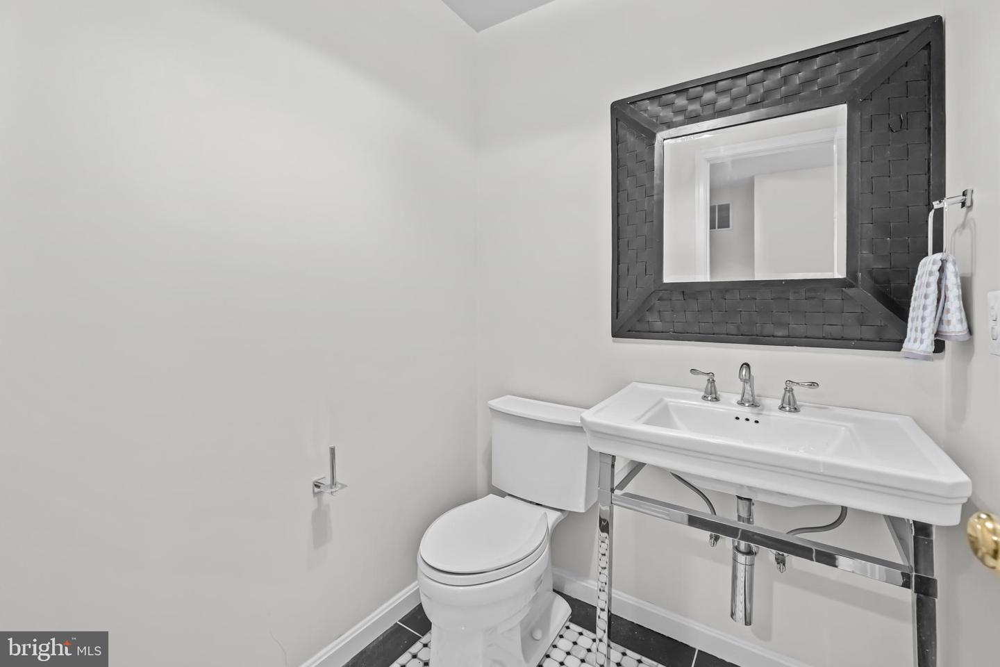 20366 CLOVER FIELD TER, STERLING, Virginia 20165, 4 Bedrooms Bedrooms, ,2 BathroomsBathrooms,Residential,For sale,20366 CLOVER FIELD TER,VALO2110134 MLS # VALO2110134