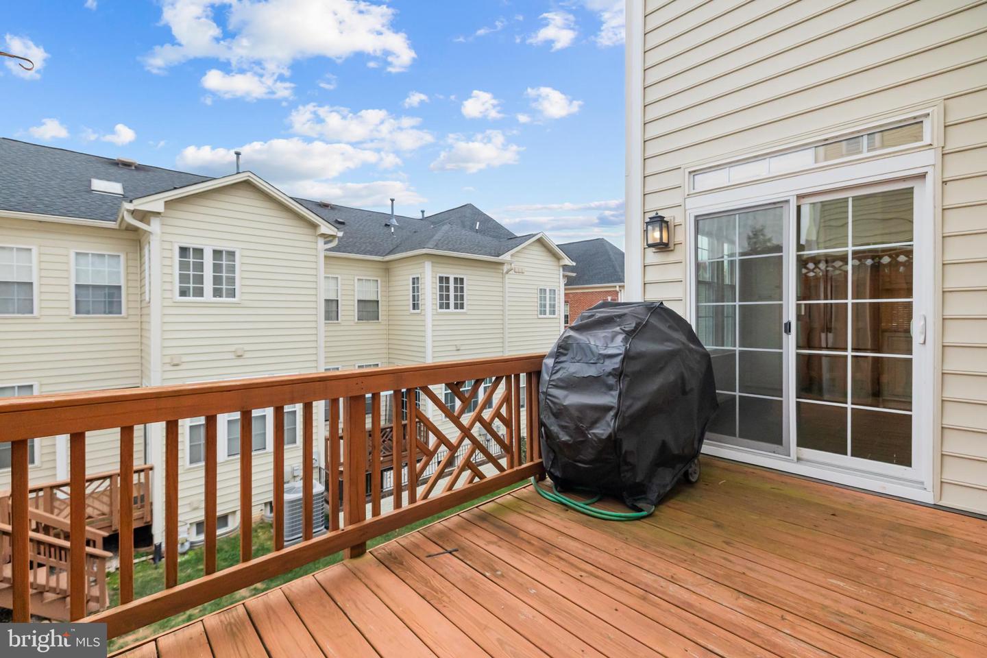 20366 CLOVER FIELD TER, STERLING, Virginia 20165, 4 Bedrooms Bedrooms, ,2 BathroomsBathrooms,Residential,For sale,20366 CLOVER FIELD TER,VALO2110134 MLS # VALO2110134