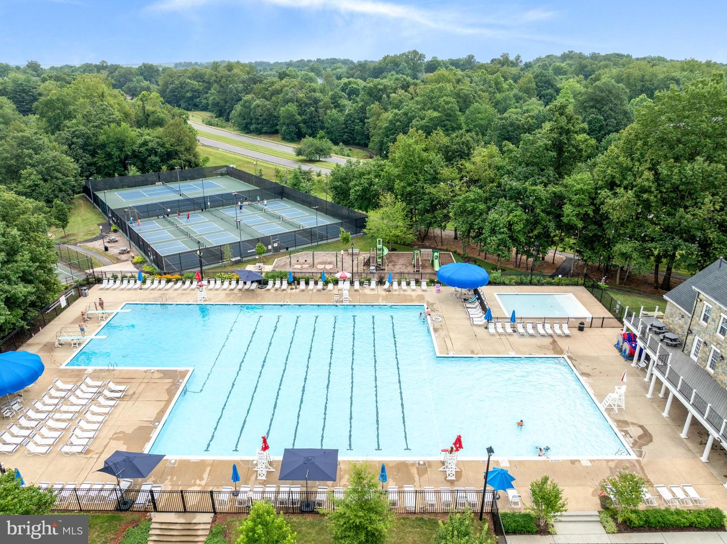 20366 CLOVER FIELD TER, STERLING, Virginia 20165, 4 Bedrooms Bedrooms, ,2 BathroomsBathrooms,Residential,For sale,20366 CLOVER FIELD TER,VALO2110134 MLS # VALO2110134