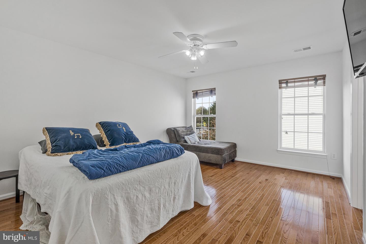 316 BAISH DR SE, LEESBURG, Virginia 20175, 3 Bedrooms Bedrooms, ,3 BathroomsBathrooms,Residential,For sale,316 BAISH DR SE,VALO2110142 MLS # VALO2110142