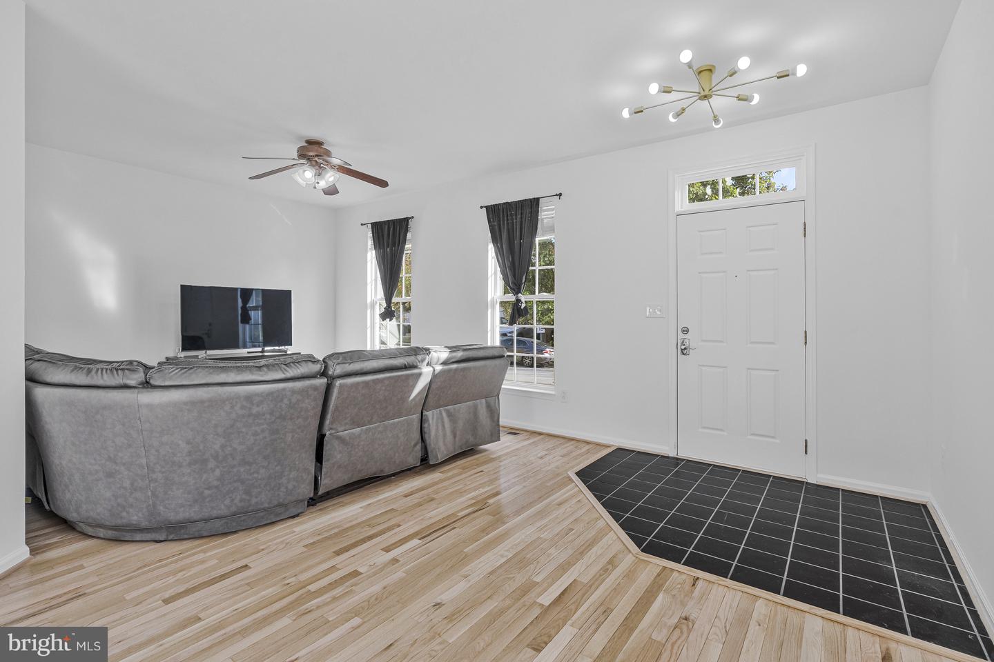 316 BAISH DR SE, LEESBURG, Virginia 20175, 3 Bedrooms Bedrooms, ,3 BathroomsBathrooms,Residential,For sale,316 BAISH DR SE,VALO2110142 MLS # VALO2110142