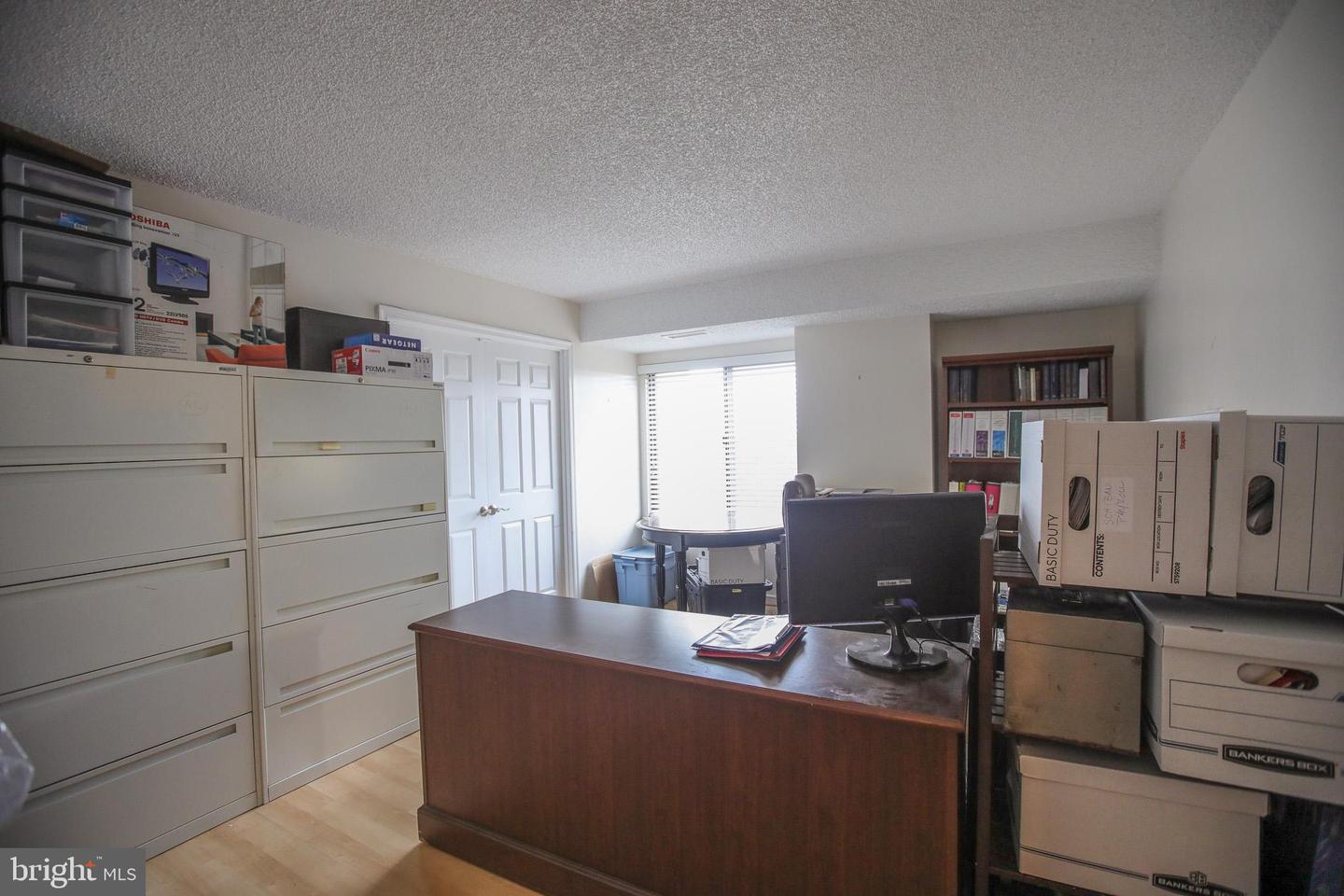 3800 POWELL LN #1121, FALLS CHURCH, Virginia 22041, 3 Bedrooms Bedrooms, ,2 BathroomsBathrooms,Residential,For sale,3800 POWELL LN #1121,VAFX2277086 MLS # VAFX2277086 3800 POWELL LN #1121, FALLS CHURCH, Virginia 22041, 3 Bedrooms Bedrooms, ,2 BathroomsBathrooms,Residential,For sale,3800 POWELL LN #1121,VAFX2277086 MLS # VAFX2277086