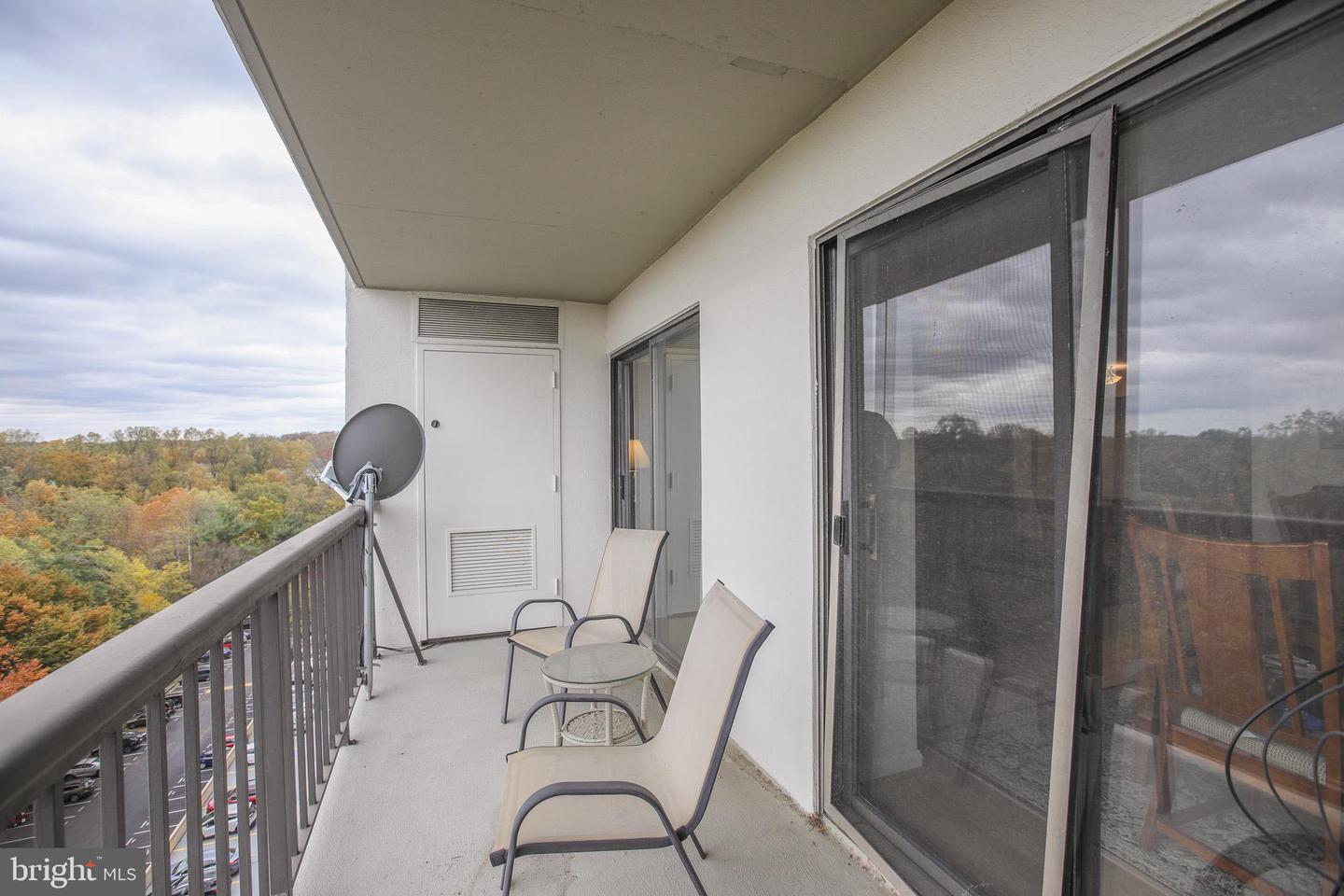 3800 POWELL LN #1121, FALLS CHURCH, Virginia 22041, 3 Bedrooms Bedrooms, ,2 BathroomsBathrooms,Residential,For sale,3800 POWELL LN #1121,VAFX2277086 MLS # VAFX2277086 3800 POWELL LN #1121, FALLS CHURCH, Virginia 22041, 3 Bedrooms Bedrooms, ,2 BathroomsBathrooms,Residential,For sale,3800 POWELL LN #1121,VAFX2277086 MLS # VAFX2277086