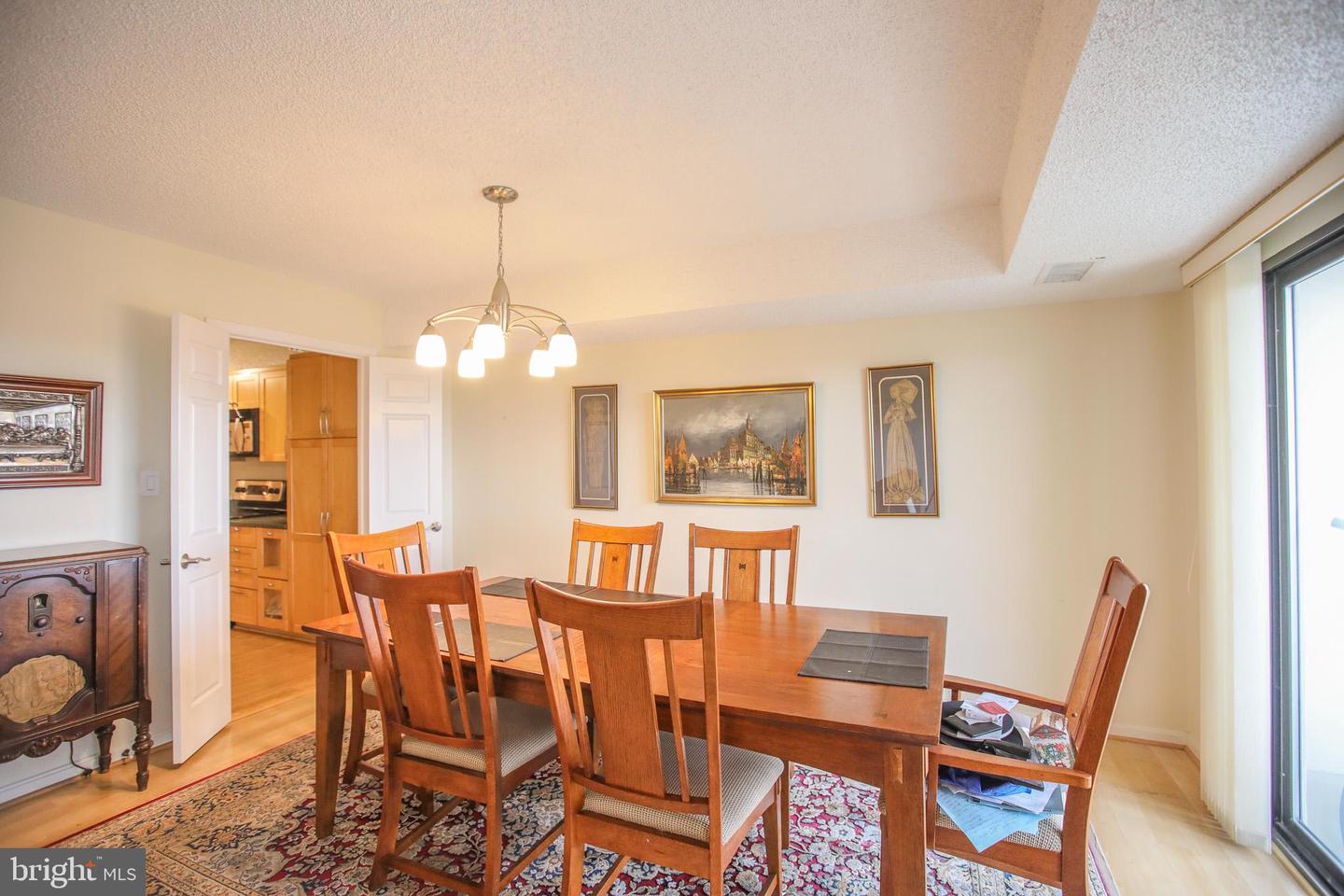 3800 POWELL LN #1121, FALLS CHURCH, Virginia 22041, 3 Bedrooms Bedrooms, ,2 BathroomsBathrooms,Residential,For sale,3800 POWELL LN #1121,VAFX2277086 MLS # VAFX2277086 3800 POWELL LN #1121, FALLS CHURCH, Virginia 22041, 3 Bedrooms Bedrooms, ,2 BathroomsBathrooms,Residential,For sale,3800 POWELL LN #1121,VAFX2277086 MLS # VAFX2277086