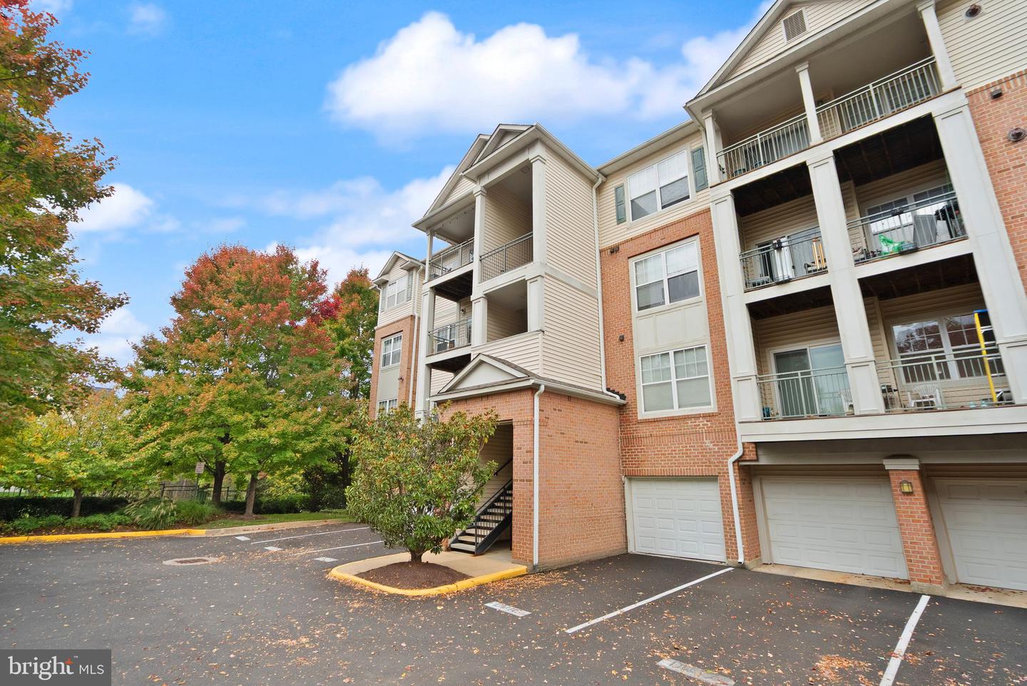12128 GARDEN RIDGE LN #203, FAIRFAX, Virginia 22030, 1 Bedroom Bedrooms, ,1 BathroomBathrooms,Residential,For sale,12128 GARDEN RIDGE LN #203,VAFX2277126 MLS # VAFX2277126 12128 GARDEN RIDGE LN #203, FAIRFAX, Virginia 22030, 1 Bedroom Bedrooms, ,1 BathroomBathrooms,Residential,For sale,12128 GARDEN RIDGE LN #203,VAFX2277126 MLS # VAFX2277126