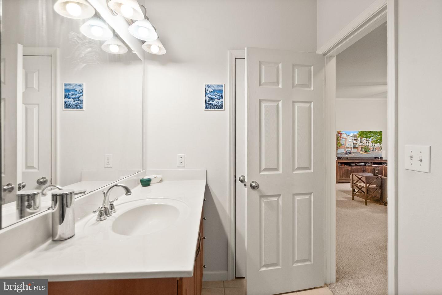 12128 GARDEN RIDGE LN #203, FAIRFAX, Virginia 22030, 1 Bedroom Bedrooms, ,1 BathroomBathrooms,Residential,For sale,12128 GARDEN RIDGE LN #203,VAFX2277126 MLS # VAFX2277126 12128 GARDEN RIDGE LN #203, FAIRFAX, Virginia 22030, 1 Bedroom Bedrooms, ,1 BathroomBathrooms,Residential,For sale,12128 GARDEN RIDGE LN #203,VAFX2277126 MLS # VAFX2277126