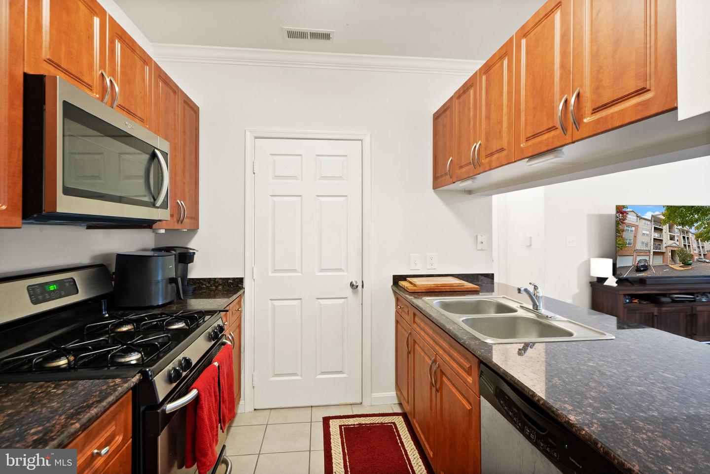 12128 GARDEN RIDGE LN #203, FAIRFAX, Virginia 22030, 1 Bedroom Bedrooms, ,1 BathroomBathrooms,Residential,For sale,12128 GARDEN RIDGE LN #203,VAFX2277126 MLS # VAFX2277126 12128 GARDEN RIDGE LN #203, FAIRFAX, Virginia 22030, 1 Bedroom Bedrooms, ,1 BathroomBathrooms,Residential,For sale,12128 GARDEN RIDGE LN #203,VAFX2277126 MLS # VAFX2277126