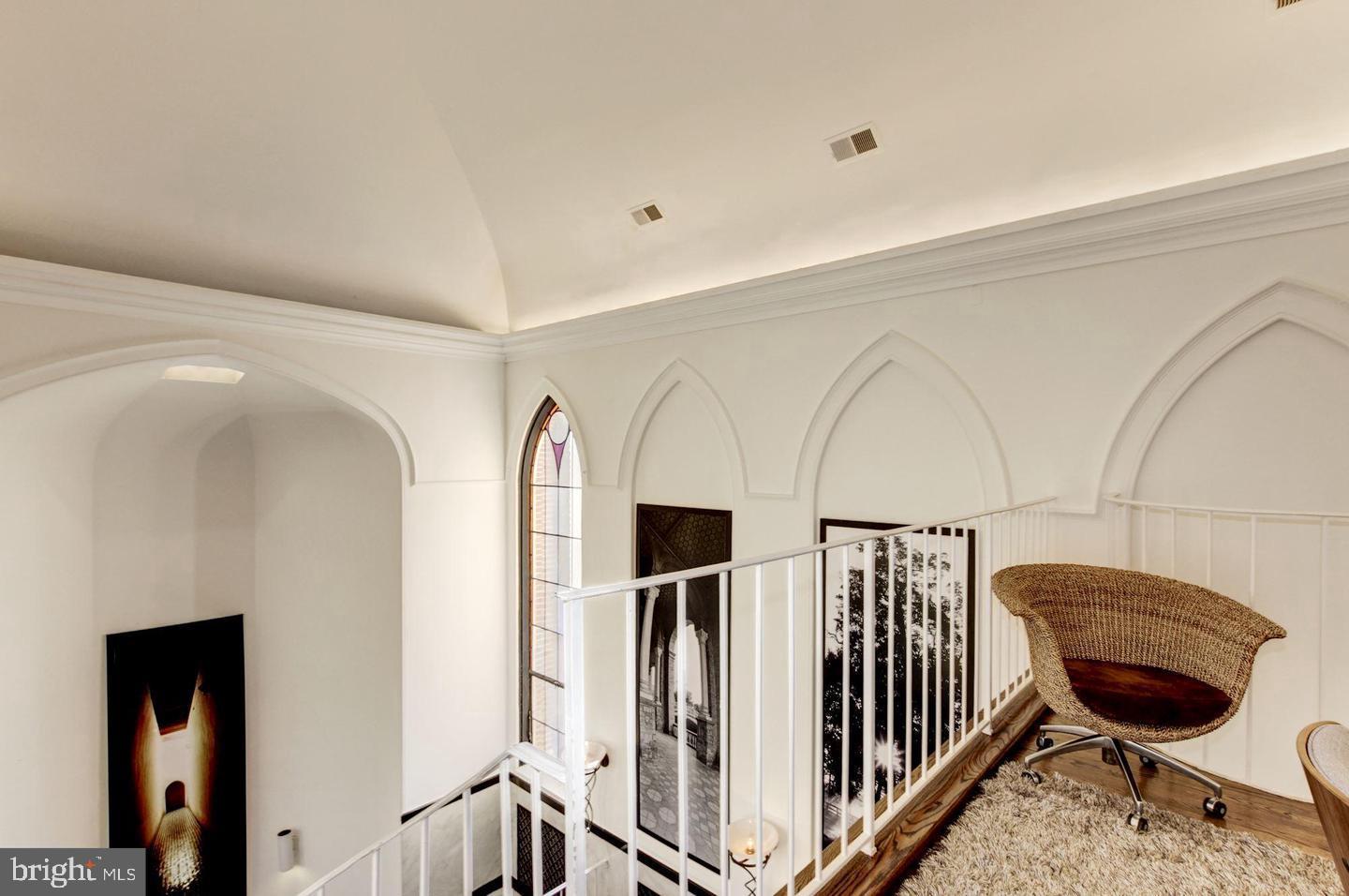 1715 15TH ST NW #5, WASHINGTON, District Of Columbia 20009, 2 Bedrooms Bedrooms, ,2 BathroomsBathrooms,Residential,For sale,1715 15TH ST NW #5,DCDC2229914 MLS # DCDC2229914