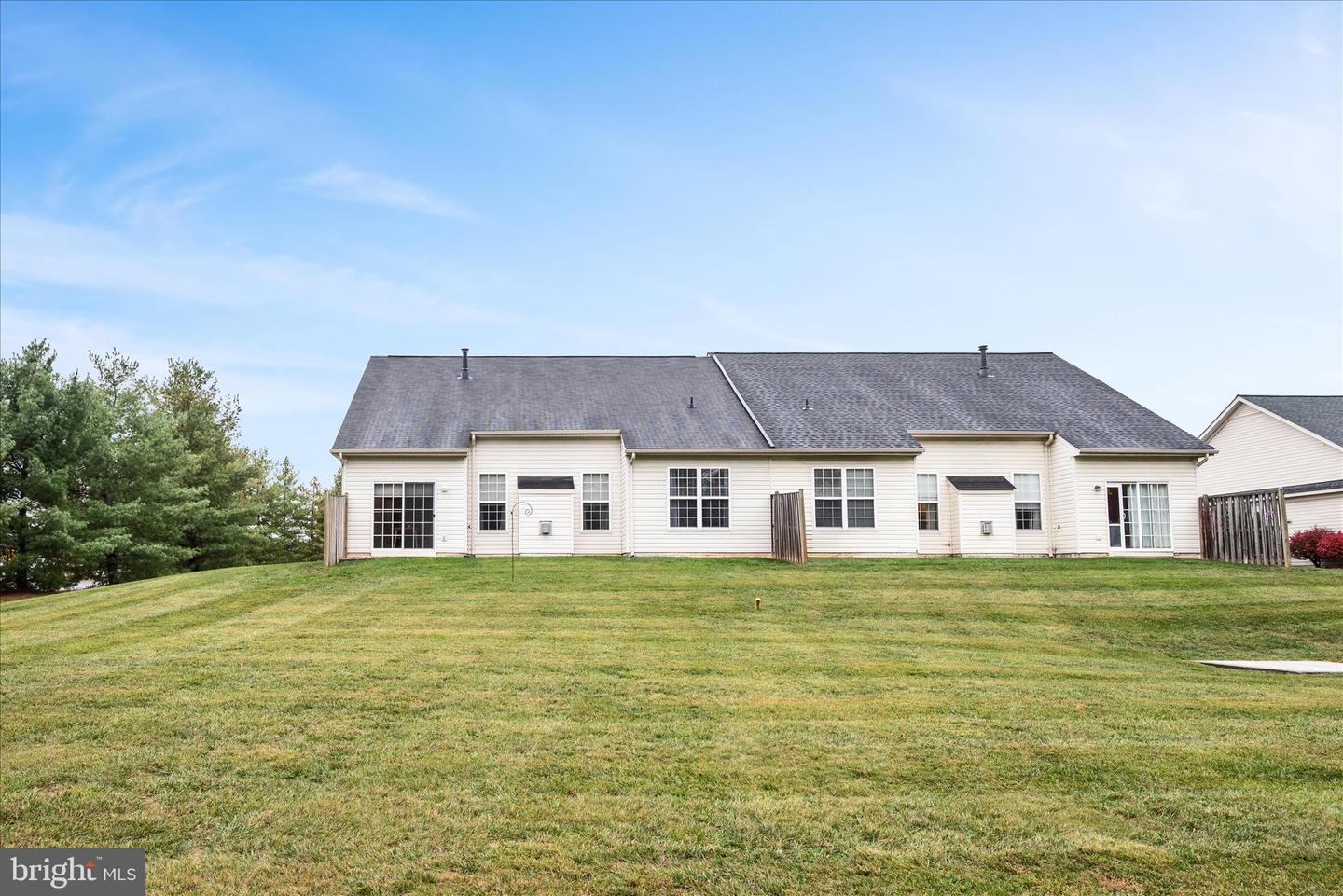 231 SPANISH OAK, STEPHENS CITY, Virginia 22655, 2 Bedrooms Bedrooms, ,2 BathroomsBathrooms,Residential,For sale,231 SPANISH OAK,VAFV2037800 MLS # VAFV2037800