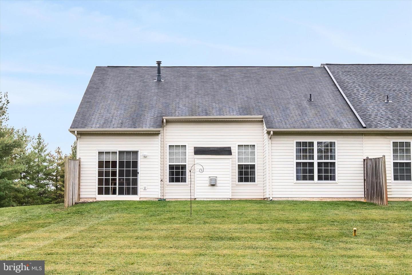 231 SPANISH OAK, STEPHENS CITY, Virginia 22655, 2 Bedrooms Bedrooms, ,2 BathroomsBathrooms,Residential,For sale,231 SPANISH OAK,VAFV2037800 MLS # VAFV2037800