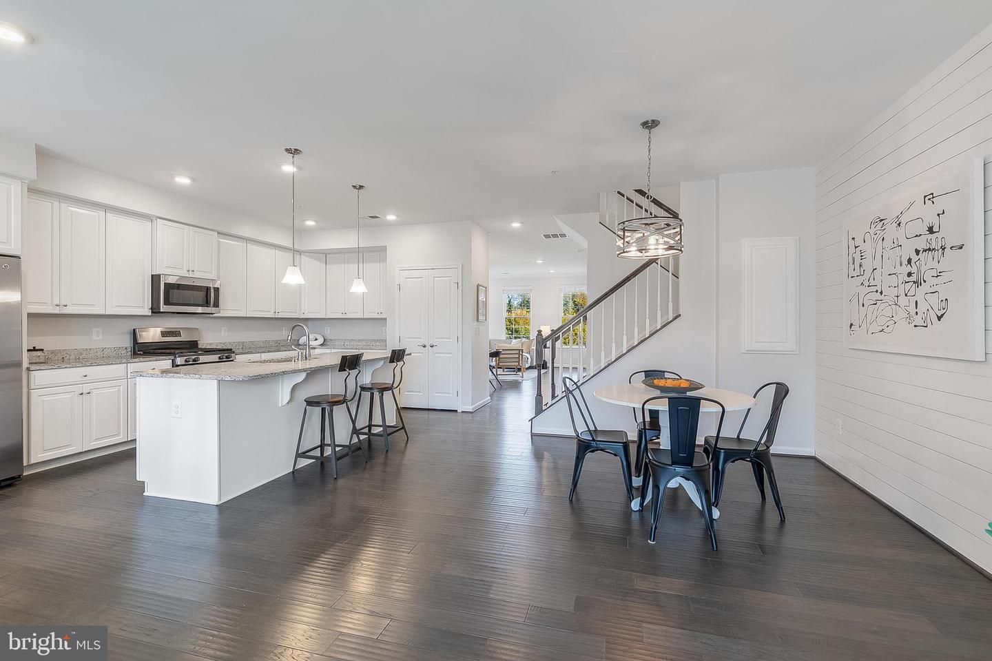 202 MURDOCH SQ SE, LEESBURG, Virginia 20175, 3 Bedrooms Bedrooms, 6 Rooms Rooms,2 BathroomsBathrooms,Residential,For sale,202 MURDOCH SQ SE,VALO2110384 MLS # VALO2110384 202 MURDOCH SQ SE, LEESBURG, Virginia 20175, 3 Bedrooms Bedrooms, 6 Rooms Rooms,2 BathroomsBathrooms,Residential,For sale,202 MURDOCH SQ SE,VALO2110384 MLS # VALO2110384