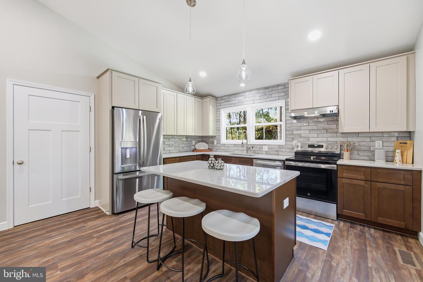 395 DELORIS, BASYE, Virginia 22810, 2 Bedrooms Bedrooms, ,2 BathroomsBathrooms,Residential,For sale,395 DELORIS,VASH2012916 MLS # VASH2012916 395 DELORIS, BASYE, Virginia 22810, 2 Bedrooms Bedrooms, ,2 BathroomsBathrooms,Residential,For sale,395 DELORIS,VASH2012916 MLS # VASH2012916