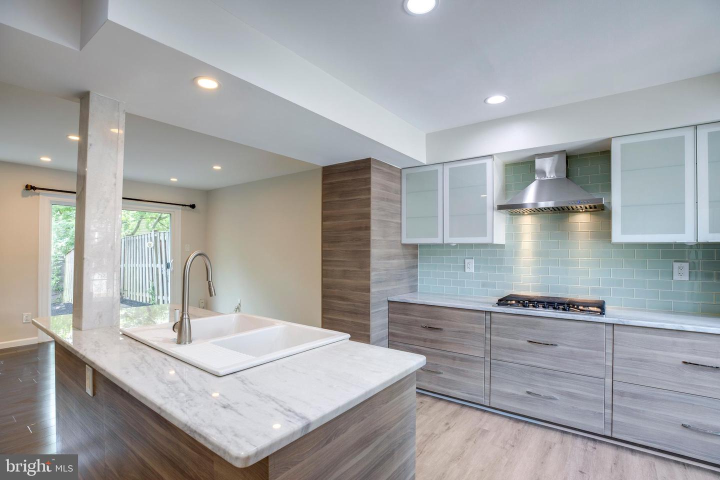 9513 BURDETT RD, BURKE, Virginia 22015, 3 Bedrooms Bedrooms, ,2 BathroomsBathrooms,Residential,For sale,9513 BURDETT RD,VAFX2277380 MLS # VAFX2277380 9513 BURDETT RD, BURKE, Virginia 22015, 3 Bedrooms Bedrooms, ,2 BathroomsBathrooms,Residential,For sale,9513 BURDETT RD,VAFX2277380 MLS # VAFX2277380