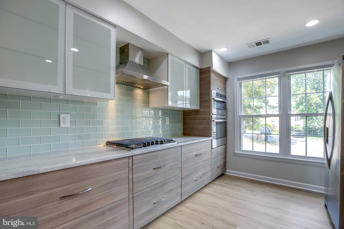 9513 BURDETT RD, BURKE, Virginia 22015, 3 Bedrooms Bedrooms, ,2 BathroomsBathrooms,Residential,For sale,9513 BURDETT RD,VAFX2277380 MLS # VAFX2277380 9513 BURDETT RD, BURKE, Virginia 22015, 3 Bedrooms Bedrooms, ,2 BathroomsBathrooms,Residential,For sale,9513 BURDETT RD,VAFX2277380 MLS # VAFX2277380