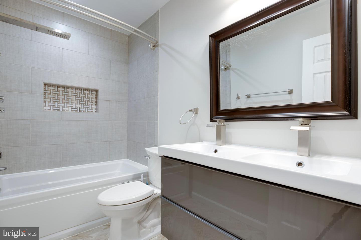 9513 BURDETT RD, BURKE, Virginia 22015, 3 Bedrooms Bedrooms, ,2 BathroomsBathrooms,Residential,For sale,9513 BURDETT RD,VAFX2277380 MLS # VAFX2277380 9513 BURDETT RD, BURKE, Virginia 22015, 3 Bedrooms Bedrooms, ,2 BathroomsBathrooms,Residential,For sale,9513 BURDETT RD,VAFX2277380 MLS # VAFX2277380