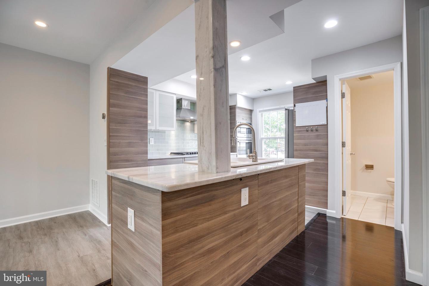 9513 BURDETT RD, BURKE, Virginia 22015, 3 Bedrooms Bedrooms, ,2 BathroomsBathrooms,Residential,For sale,9513 BURDETT RD,VAFX2277380 MLS # VAFX2277380 9513 BURDETT RD, BURKE, Virginia 22015, 3 Bedrooms Bedrooms, ,2 BathroomsBathrooms,Residential,For sale,9513 BURDETT RD,VAFX2277380 MLS # VAFX2277380