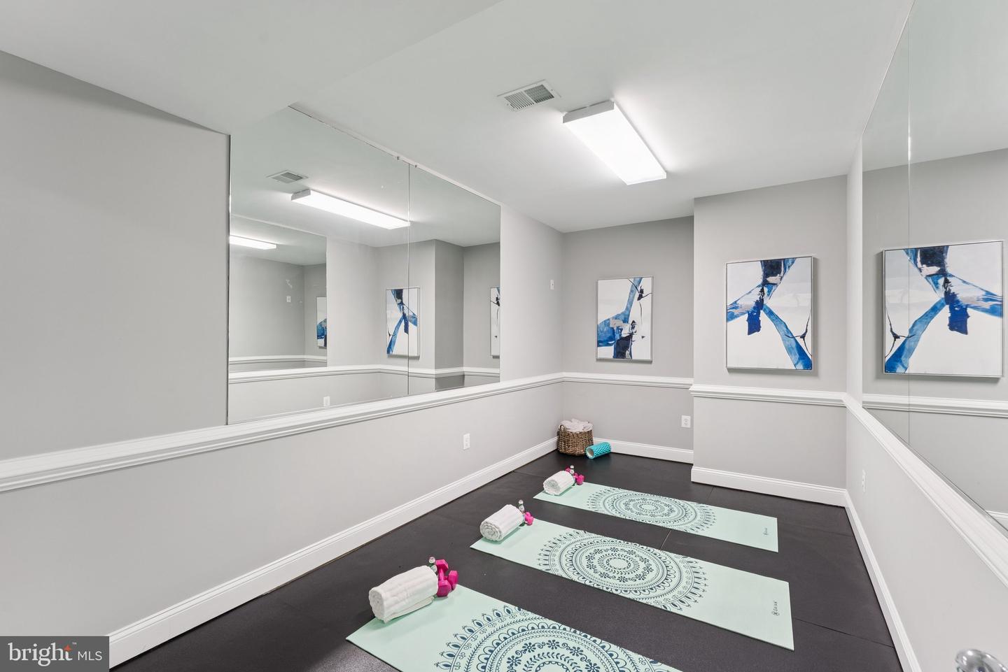 7351 NICOLE MARIE CT, MCLEAN, Virginia 22101, 6 Bedrooms Bedrooms, 11 Rooms Rooms,5 BathroomsBathrooms,Residential,For sale,7351 NICOLE MARIE CT,VAFX2277386 MLS # VAFX2277386 7351 NICOLE MARIE CT, MCLEAN, Virginia 22101, 6 Bedrooms Bedrooms, 11 Rooms Rooms,5 BathroomsBathrooms,Residential,For sale,7351 NICOLE MARIE CT,VAFX2277386 MLS # VAFX2277386