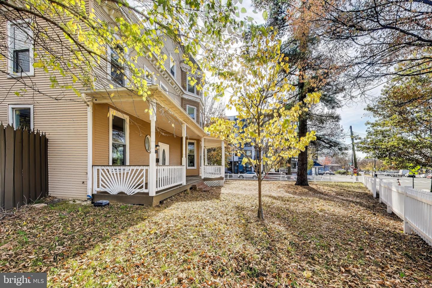 4301 KANSAS AVE NW, WASHINGTON, District Of Columbia 20011, 9 Bedrooms Bedrooms, ,4 BathroomsBathrooms,Residential,For sale,4301 KANSAS AVE NW,DCDC2230108 MLS # DCDC2230108