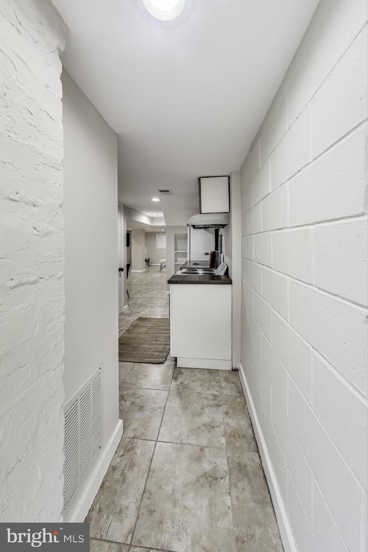 4301 KANSAS AVE NW, WASHINGTON, District Of Columbia 20011, 9 Bedrooms Bedrooms, ,4 BathroomsBathrooms,Residential,For sale,4301 KANSAS AVE NW,DCDC2230108 MLS # DCDC2230108