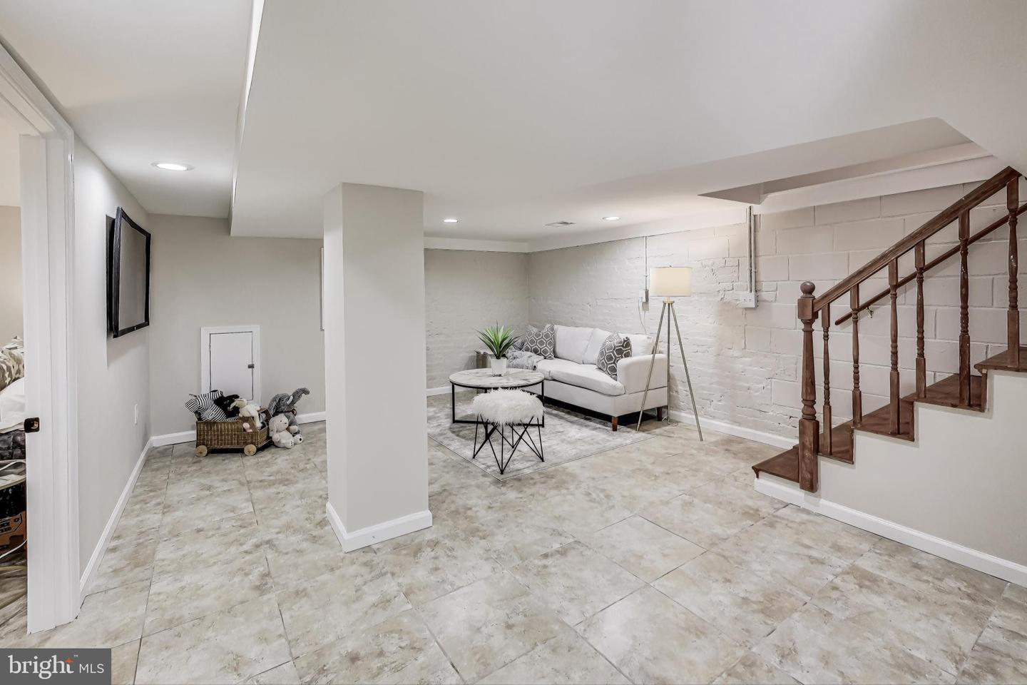 4301 KANSAS AVE NW, WASHINGTON, District Of Columbia 20011, 9 Bedrooms Bedrooms, ,4 BathroomsBathrooms,Residential,For sale,4301 KANSAS AVE NW,DCDC2230108 MLS # DCDC2230108