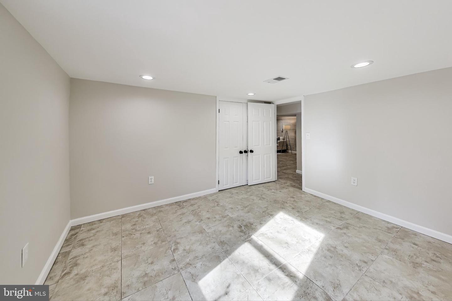 4301 KANSAS AVE NW, WASHINGTON, District Of Columbia 20011, 9 Bedrooms Bedrooms, ,4 BathroomsBathrooms,Residential,For sale,4301 KANSAS AVE NW,DCDC2230108 MLS # DCDC2230108