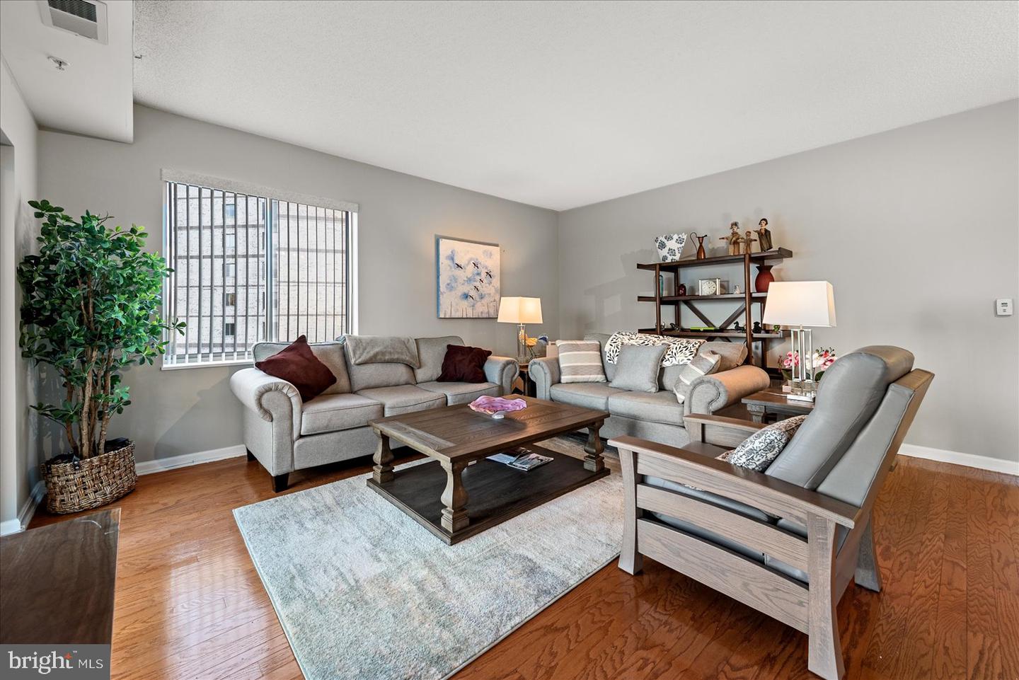 19375 CYPRESS RIDGE TER #207, LEESBURG, Virginia 20176, 2 Bedrooms Bedrooms, ,2 BathroomsBathrooms,Residential,For sale,19375 CYPRESS RIDGE TER #207,VALO2110406 MLS # VALO2110406 19375 CYPRESS RIDGE TER #207, LEESBURG, Virginia 20176, 2 Bedrooms Bedrooms, ,2 BathroomsBathrooms,Residential,For sale,19375 CYPRESS RIDGE TER #207,VALO2110406 MLS # VALO2110406