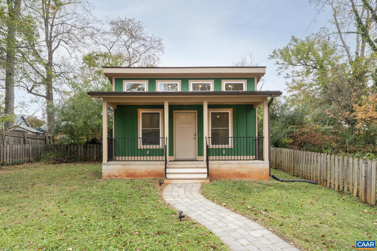 203 RAYMOND AVE, CHARLOTTESVILLE, Virginia 22903, 3 Bedrooms Bedrooms, ,2 BathroomsBathrooms,Residential,For sale,203 RAYMOND AVE,670662 MLS # 670662