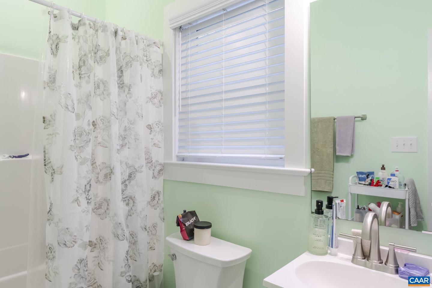 203 RAYMOND AVE, CHARLOTTESVILLE, Virginia 22903, 3 Bedrooms Bedrooms, ,2 BathroomsBathrooms,Residential,For sale,203 RAYMOND AVE,670662 MLS # 670662