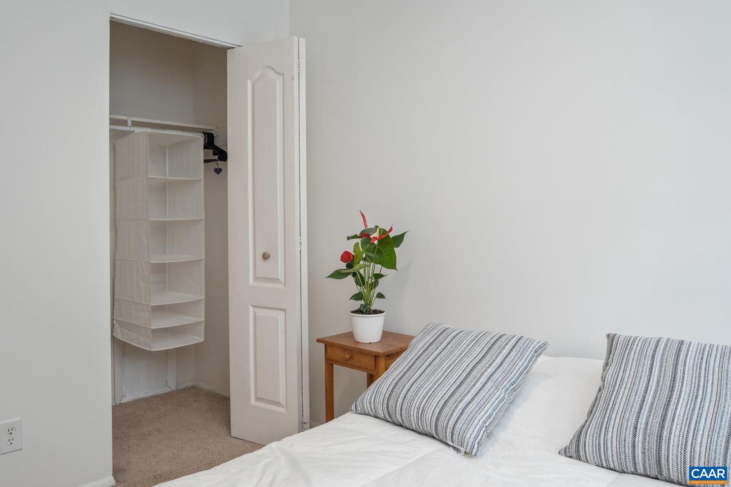 407 VALLEY ROAD EXT #A, CHARLOTTESVILLE, Virginia 22903, 3 Bedrooms Bedrooms, ,1 BathroomBathrooms,Residential,For sale,407 VALLEY ROAD EXT #A,670665 MLS # 670665 407 VALLEY ROAD EXT #A, CHARLOTTESVILLE, Virginia 22903, 3 Bedrooms Bedrooms, ,1 BathroomBathrooms,Residential,For sale,407 VALLEY ROAD EXT #A,670665 MLS # 670665