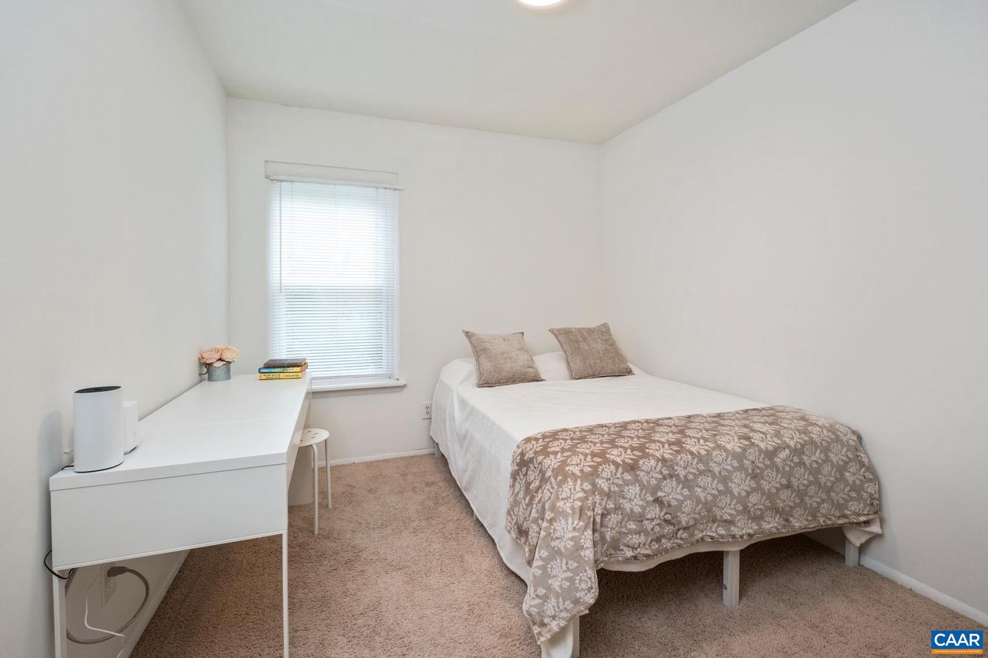 407 VALLEY ROAD EXT #A, CHARLOTTESVILLE, Virginia 22903, 3 Bedrooms Bedrooms, ,1 BathroomBathrooms,Residential,For sale,407 VALLEY ROAD EXT #A,670665 MLS # 670665 407 VALLEY ROAD EXT #A, CHARLOTTESVILLE, Virginia 22903, 3 Bedrooms Bedrooms, ,1 BathroomBathrooms,Residential,For sale,407 VALLEY ROAD EXT #A,670665 MLS # 670665