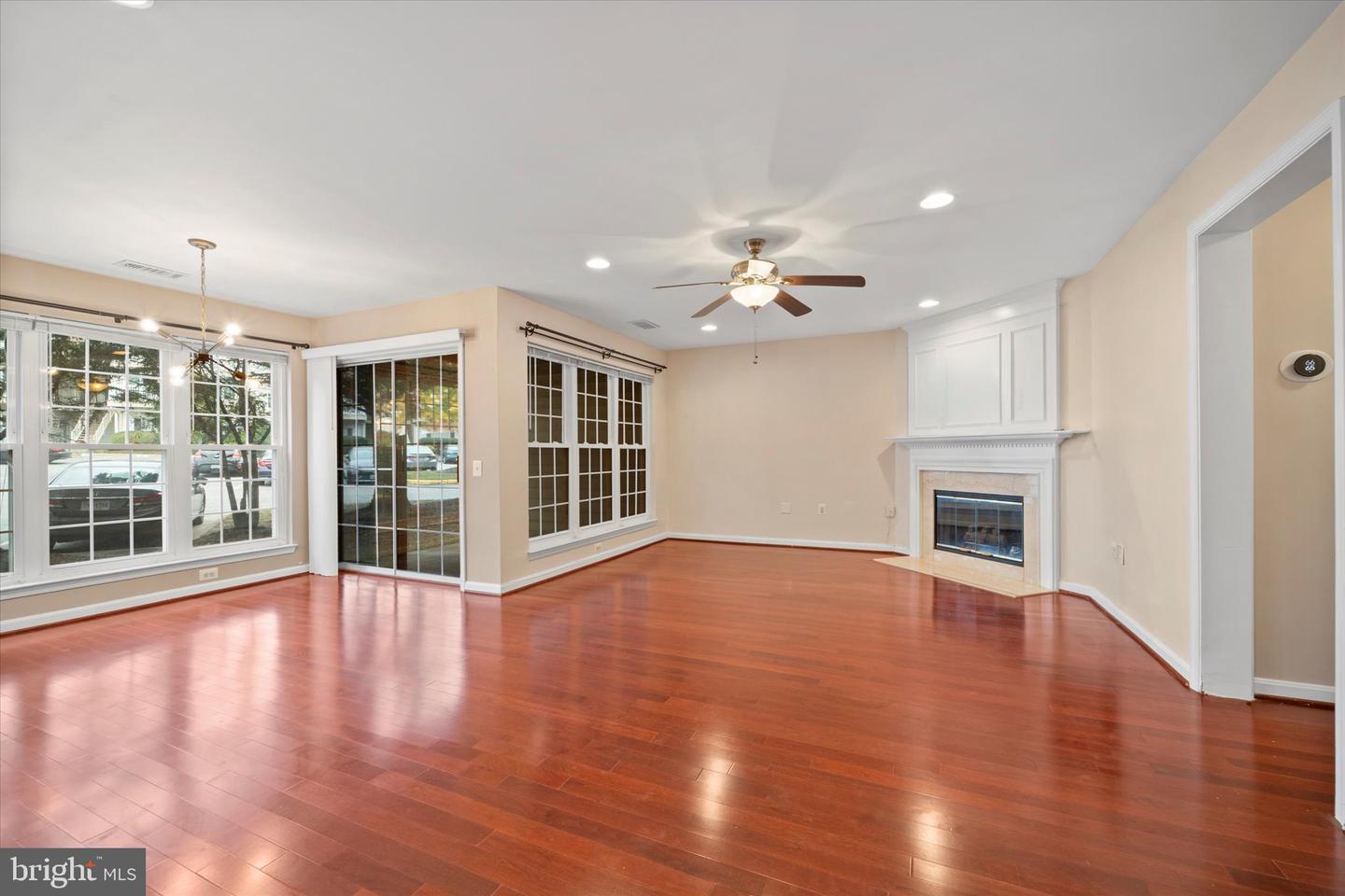 9253 CARDINAL FOREST LN #101, LORTON, Virginia 22079, 2 Bedrooms Bedrooms, ,2 BathroomsBathrooms,Residential,For sale,9253 CARDINAL FOREST LN #101,VAFX2277250 MLS # VAFX2277250 9253 CARDINAL FOREST LN #101, LORTON, Virginia 22079, 2 Bedrooms Bedrooms, ,2 BathroomsBathrooms,Residential,For sale,9253 CARDINAL FOREST LN #101,VAFX2277250 MLS # VAFX2277250