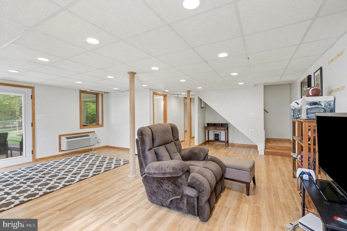 289 LOCUST DR, STRASBURG, Virginia 22657, 4 Bedrooms Bedrooms, 7 Rooms Rooms,2 BathroomsBathrooms,Residential,For sale,289 LOCUST DR,VASH2012914 MLS # VASH2012914 289 LOCUST DR, STRASBURG, Virginia 22657, 4 Bedrooms Bedrooms, 7 Rooms Rooms,2 BathroomsBathrooms,Residential,For sale,289 LOCUST DR,VASH2012914 MLS # VASH2012914