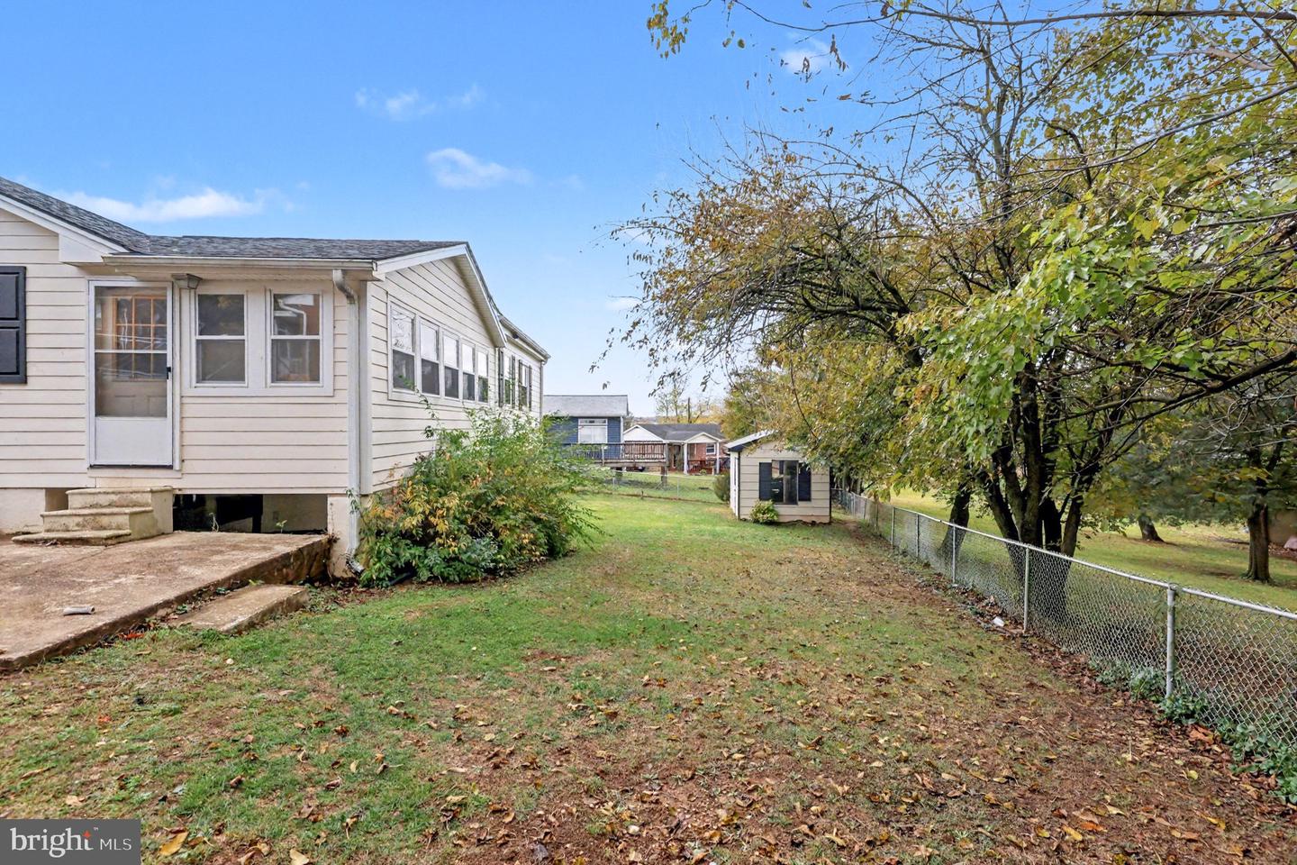 289 LOCUST DR, STRASBURG, Virginia 22657, 4 Bedrooms Bedrooms, 7 Rooms Rooms,2 BathroomsBathrooms,Residential,For sale,289 LOCUST DR,VASH2012914 MLS # VASH2012914 289 LOCUST DR, STRASBURG, Virginia 22657, 4 Bedrooms Bedrooms, 7 Rooms Rooms,2 BathroomsBathrooms,Residential,For sale,289 LOCUST DR,VASH2012914 MLS # VASH2012914