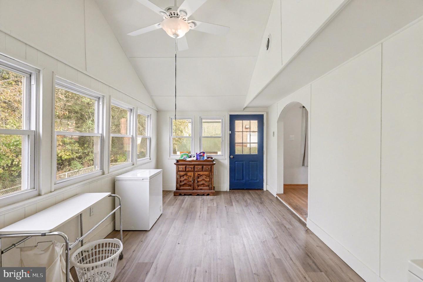 289 LOCUST DR, STRASBURG, Virginia 22657, 4 Bedrooms Bedrooms, 7 Rooms Rooms,2 BathroomsBathrooms,Residential,For sale,289 LOCUST DR,VASH2012914 MLS # VASH2012914 289 LOCUST DR, STRASBURG, Virginia 22657, 4 Bedrooms Bedrooms, 7 Rooms Rooms,2 BathroomsBathrooms,Residential,For sale,289 LOCUST DR,VASH2012914 MLS # VASH2012914