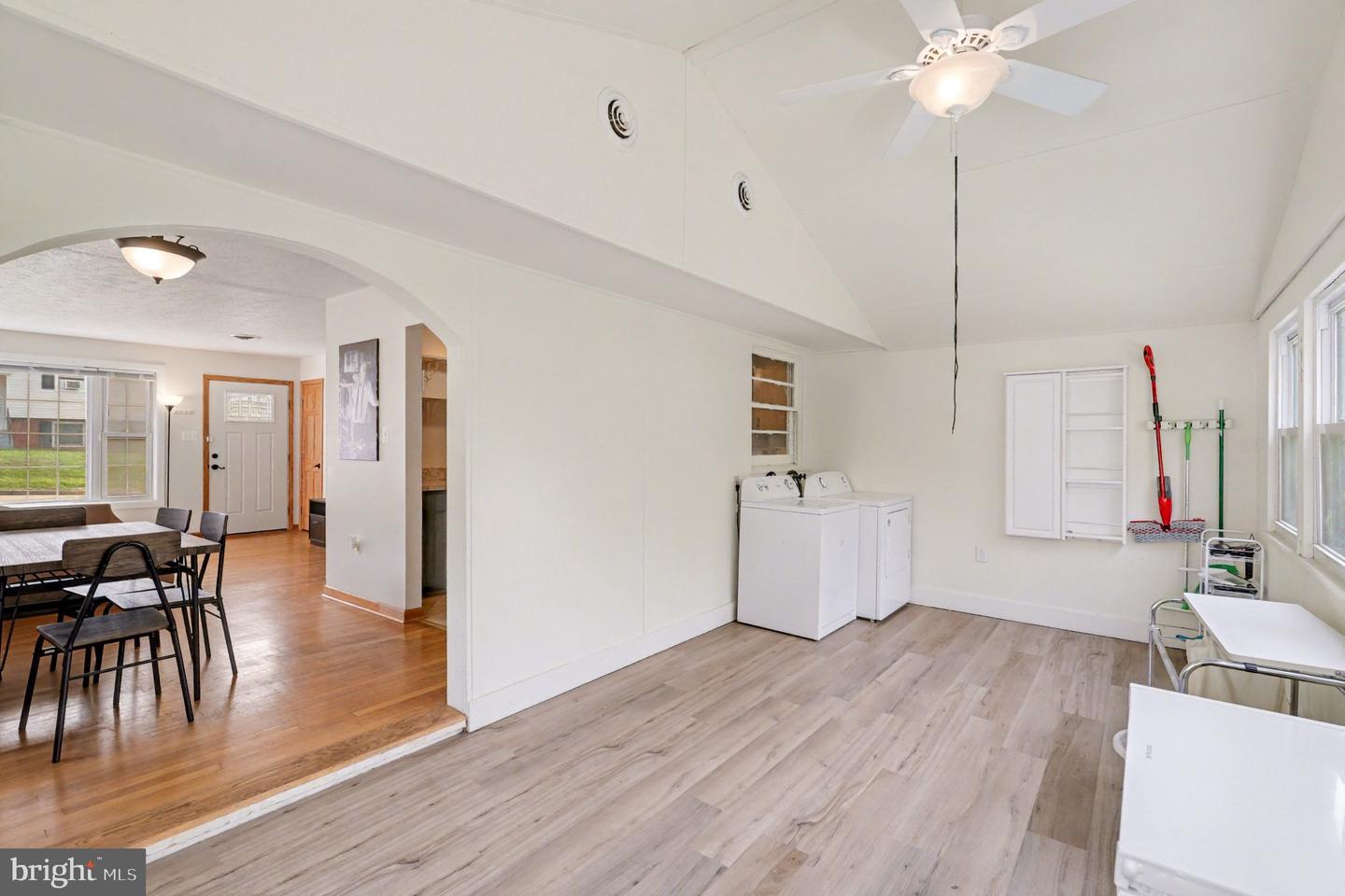 289 LOCUST DR, STRASBURG, Virginia 22657, 4 Bedrooms Bedrooms, 7 Rooms Rooms,2 BathroomsBathrooms,Residential,For sale,289 LOCUST DR,VASH2012914 MLS # VASH2012914 289 LOCUST DR, STRASBURG, Virginia 22657, 4 Bedrooms Bedrooms, 7 Rooms Rooms,2 BathroomsBathrooms,Residential,For sale,289 LOCUST DR,VASH2012914 MLS # VASH2012914