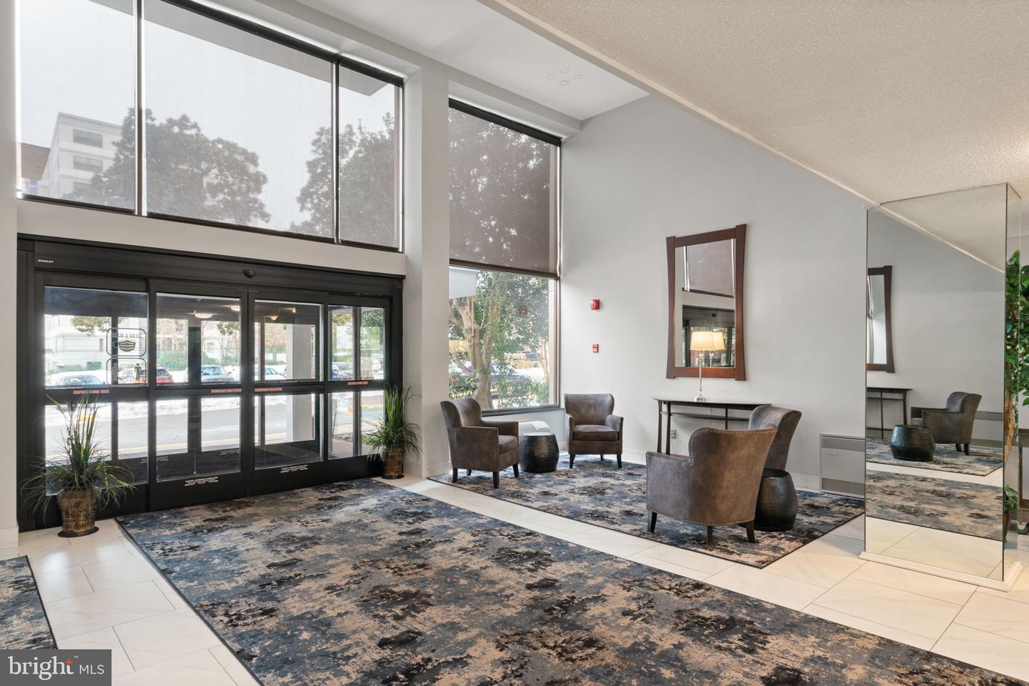 2059 HUNTINGTON AVE #614, ALEXANDRIA, Virginia 22303, 2 Bedrooms Bedrooms, ,2 BathroomsBathrooms,Residential,For sale,2059 HUNTINGTON AVE #614,VAFX2277286 MLS # VAFX2277286