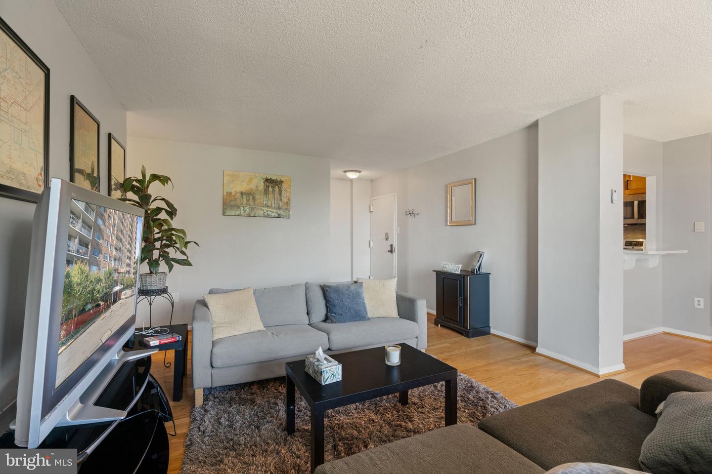 2059 HUNTINGTON AVE #614, ALEXANDRIA, Virginia 22303, 2 Bedrooms Bedrooms, ,2 BathroomsBathrooms,Residential,For sale,2059 HUNTINGTON AVE #614,VAFX2277286 MLS # VAFX2277286