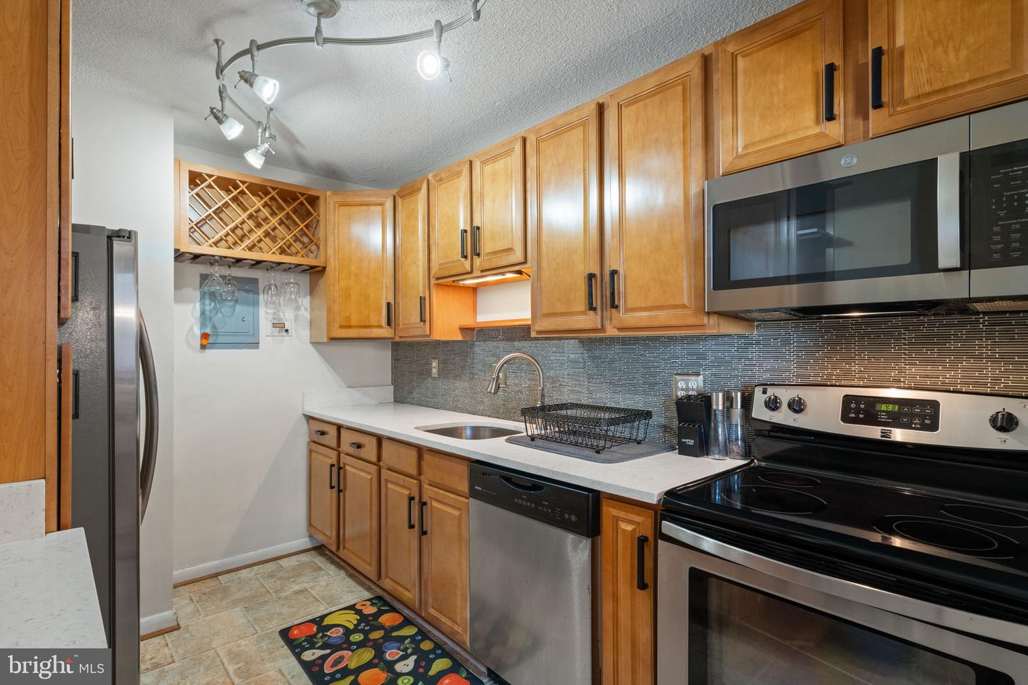 2059 HUNTINGTON AVE #614, ALEXANDRIA, Virginia 22303, 2 Bedrooms Bedrooms, ,2 BathroomsBathrooms,Residential,For sale,2059 HUNTINGTON AVE #614,VAFX2277286 MLS # VAFX2277286