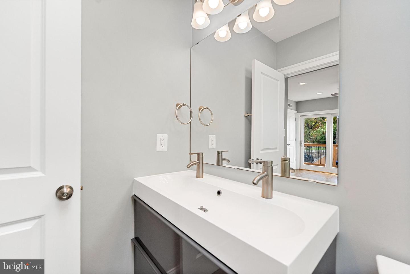 1423 MONTELLO AVE NE, WASHINGTON, District Of Columbia 20002, 4 Bedrooms Bedrooms, ,3 BathroomsBathrooms,Residential,For sale,1423 MONTELLO AVE NE,DCDC2229988 MLS # DCDC2229988 1423 MONTELLO AVE NE, WASHINGTON, District Of Columbia 20002, 4 Bedrooms Bedrooms, ,3 BathroomsBathrooms,Residential,For sale,1423 MONTELLO AVE NE,DCDC2229988 MLS # DCDC2229988