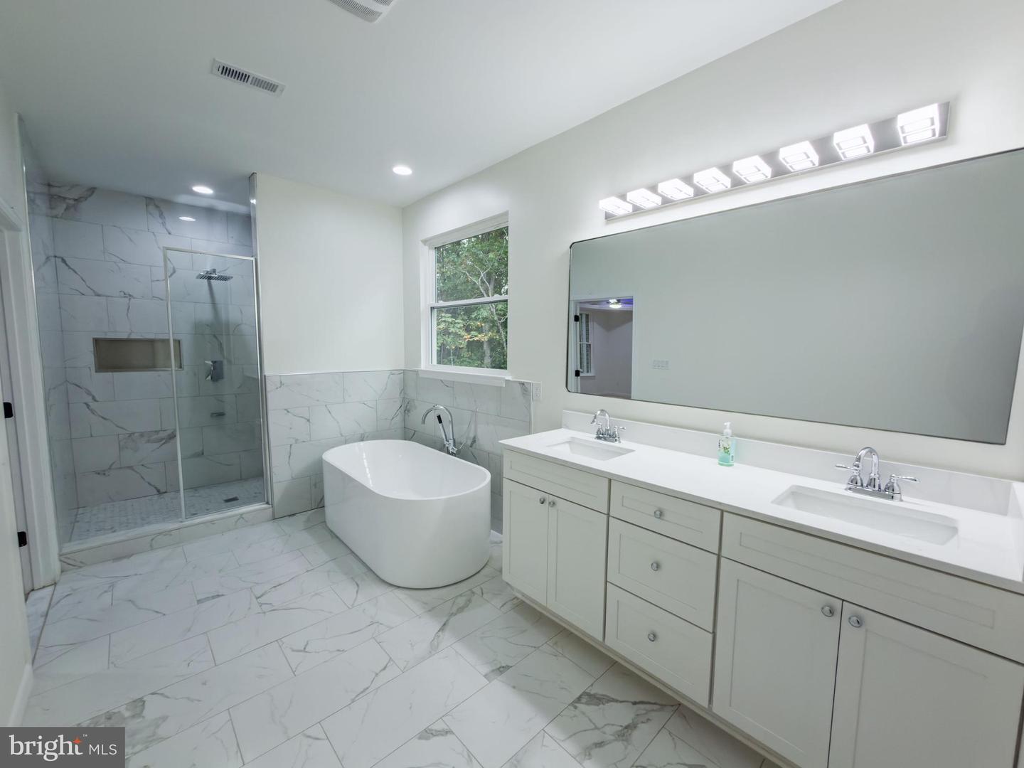 10401 LAUREL RIDGE WAY, FREDERICKSBURG, Virginia 22408, 5 Bedrooms Bedrooms, ,5 BathroomsBathrooms,Residential,For sale,10401 LAUREL RIDGE WAY,VASP2037378 MLS # VASP2037378 10401 LAUREL RIDGE WAY, FREDERICKSBURG, Virginia 22408, 5 Bedrooms Bedrooms, ,5 BathroomsBathrooms,Residential,For sale,10401 LAUREL RIDGE WAY,VASP2037378 MLS # VASP2037378