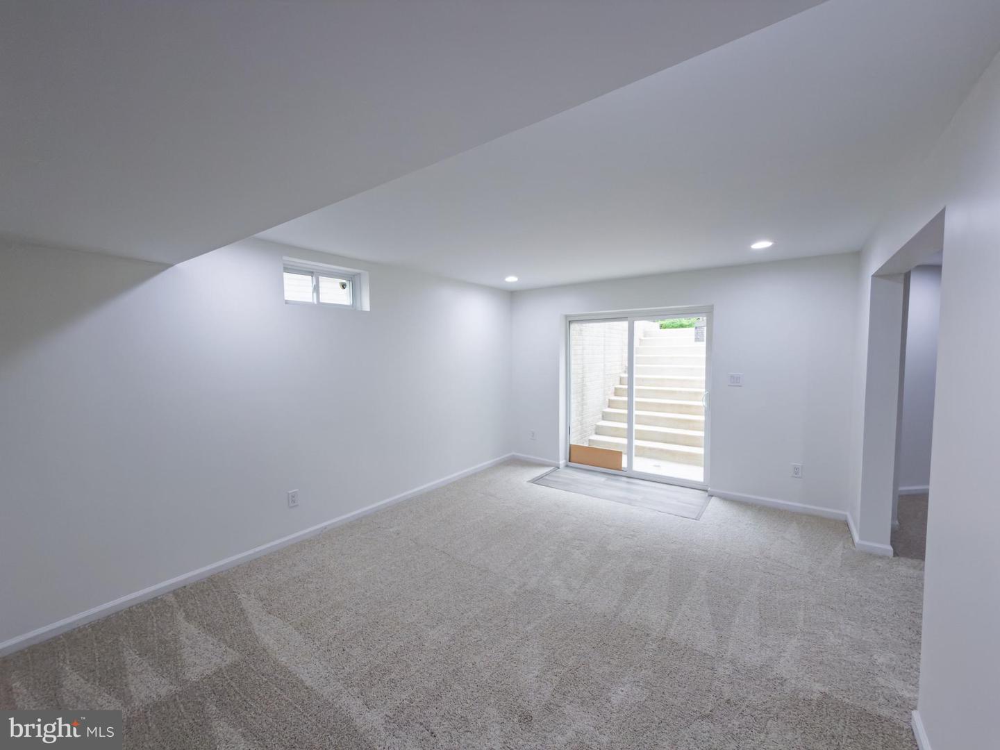 10401 LAUREL RIDGE WAY, FREDERICKSBURG, Virginia 22408, 5 Bedrooms Bedrooms, ,5 BathroomsBathrooms,Residential,For sale,10401 LAUREL RIDGE WAY,VASP2037378 MLS # VASP2037378 10401 LAUREL RIDGE WAY, FREDERICKSBURG, Virginia 22408, 5 Bedrooms Bedrooms, ,5 BathroomsBathrooms,Residential,For sale,10401 LAUREL RIDGE WAY,VASP2037378 MLS # VASP2037378