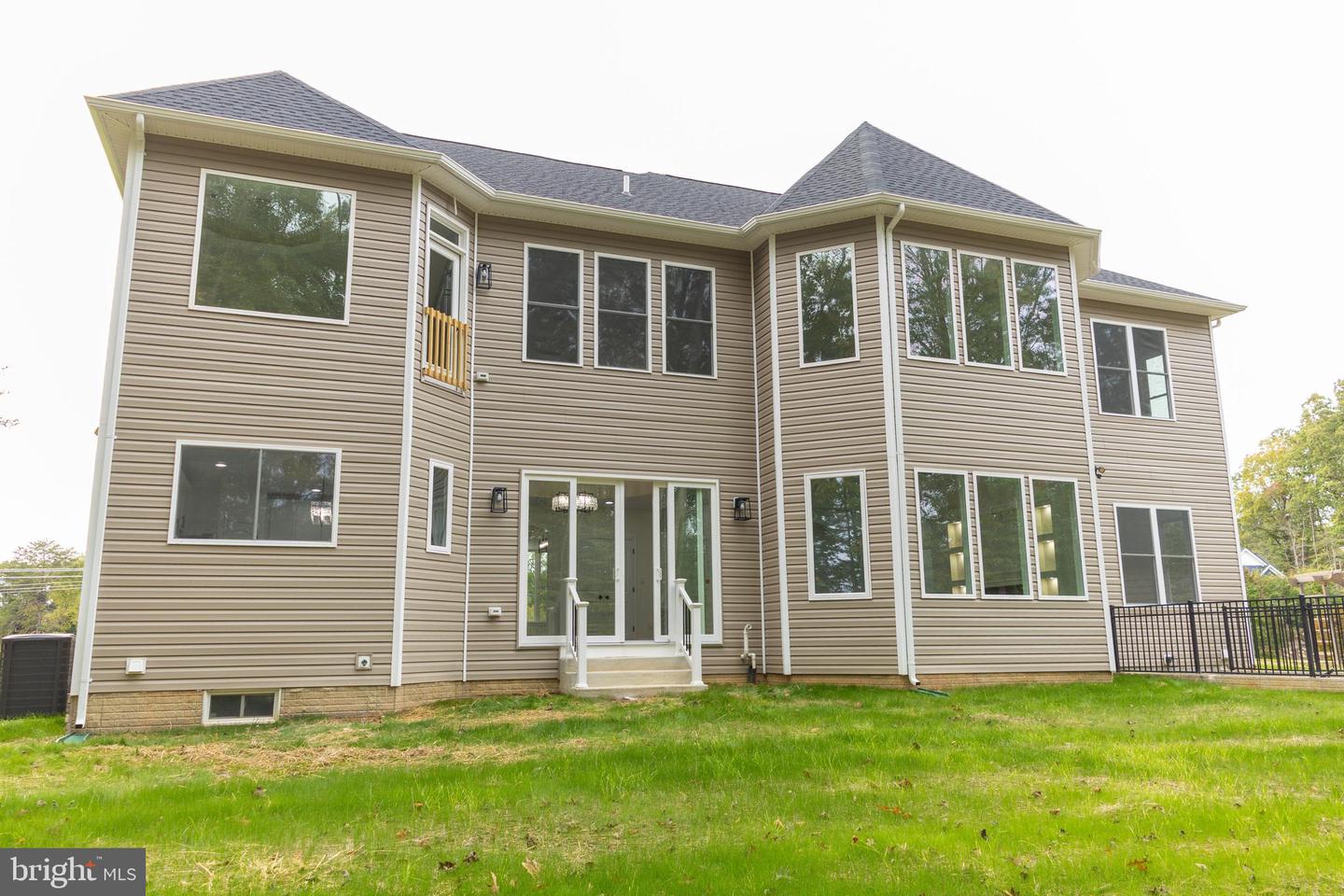 10401 LAUREL RIDGE WAY, FREDERICKSBURG, Virginia 22408, 5 Bedrooms Bedrooms, ,5 BathroomsBathrooms,Residential,For sale,10401 LAUREL RIDGE WAY,VASP2037378 MLS # VASP2037378 10401 LAUREL RIDGE WAY, FREDERICKSBURG, Virginia 22408, 5 Bedrooms Bedrooms, ,5 BathroomsBathrooms,Residential,For sale,10401 LAUREL RIDGE WAY,VASP2037378 MLS # VASP2037378