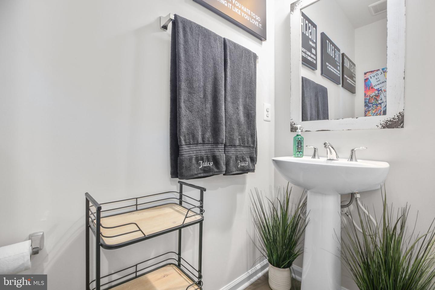 1844 BRISCOE LN, FREDERICKSBURG, Virginia 22401, 3 Bedrooms Bedrooms, ,3 BathroomsBathrooms,Residential,For sale,1844 BRISCOE LN,VAFB2009224 MLS # VAFB2009224 1844 BRISCOE LN, FREDERICKSBURG, Virginia 22401, 3 Bedrooms Bedrooms, ,3 BathroomsBathrooms,Residential,For sale,1844 BRISCOE LN,VAFB2009224 MLS # VAFB2009224